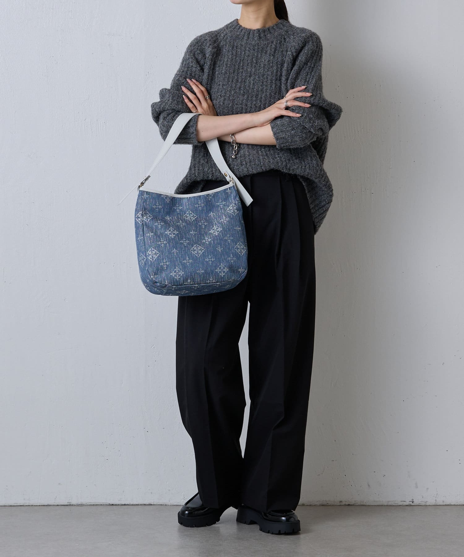 Russet [Denim jacquard] 2way shoulder bag Indigo