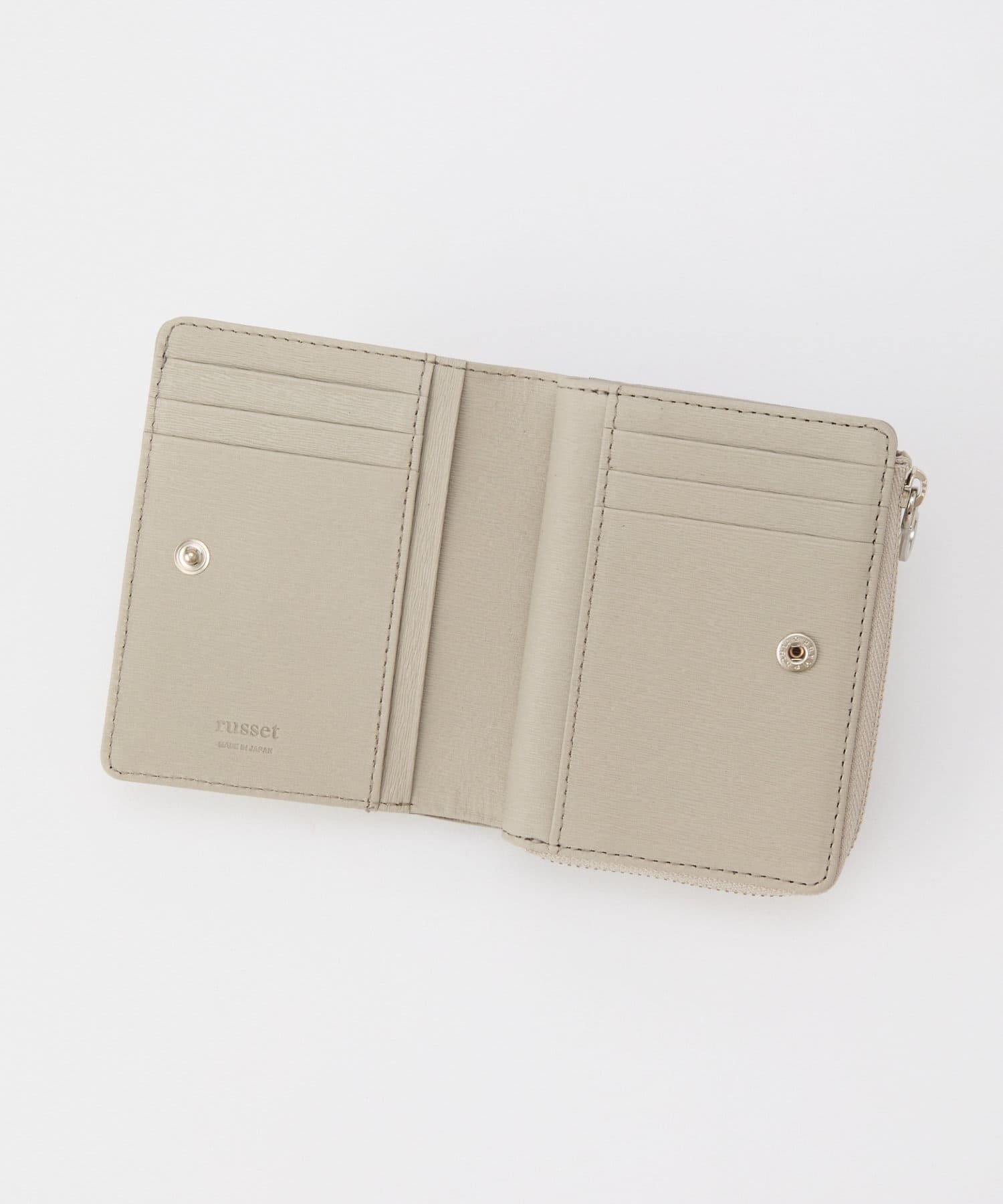 *4 - 6 weeks* (419) Russet [Water grain leather] Monogram plate half wallet