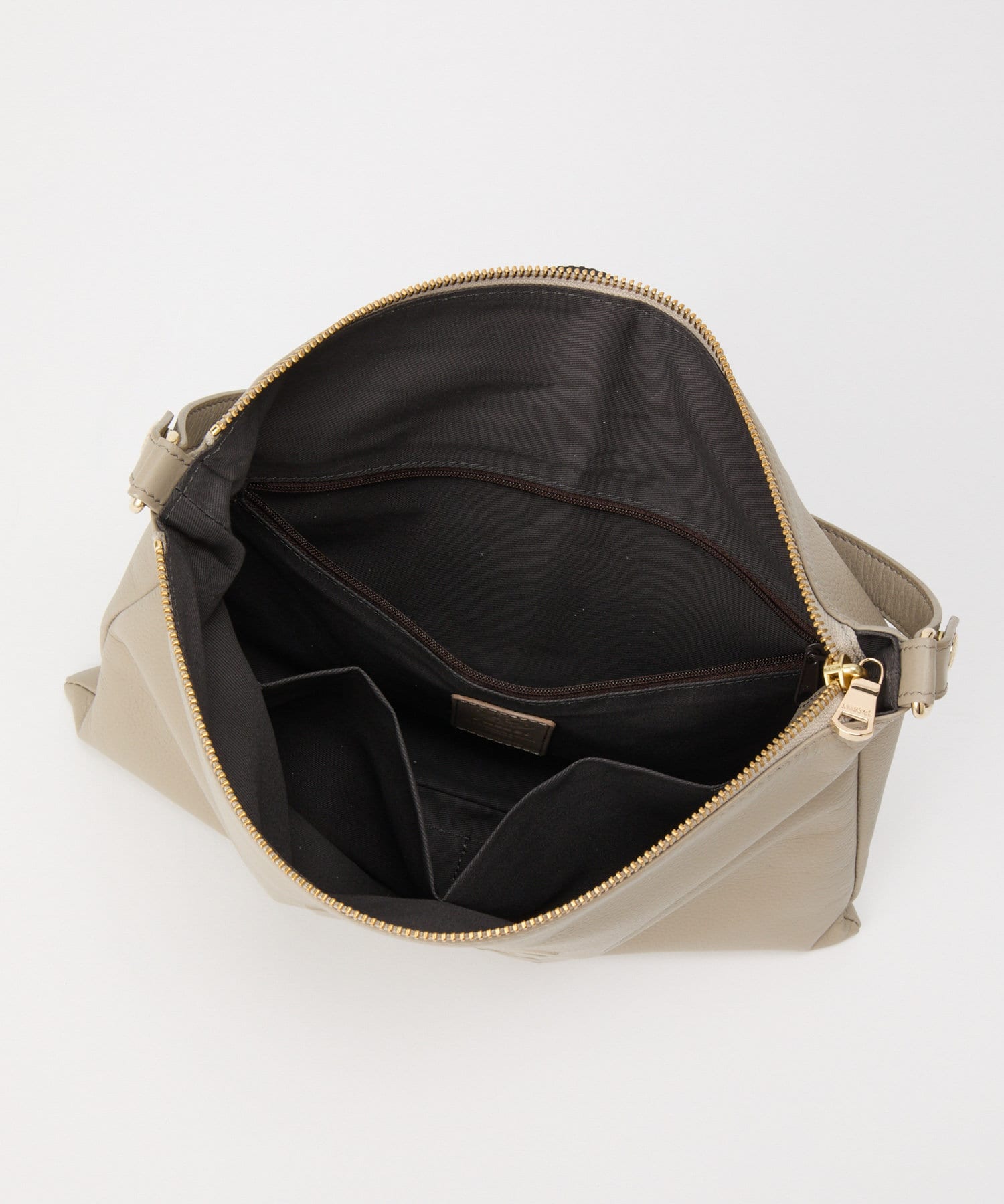 *4 - 6 Weeks* (18309) Russet Soft Leather Shoulder Bag