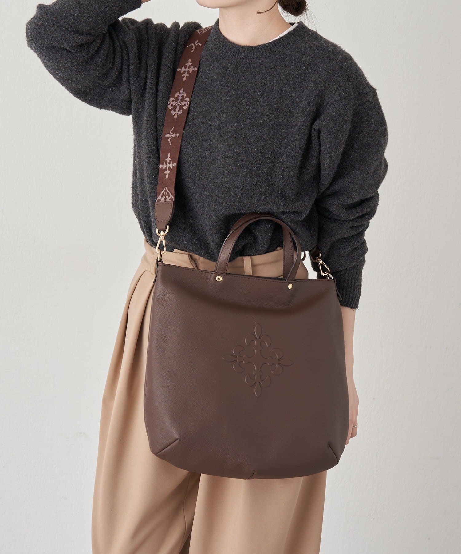 *4 - 6 Weeks*(62739) Leather 2-way Tote Bag (Embossed Monogram)