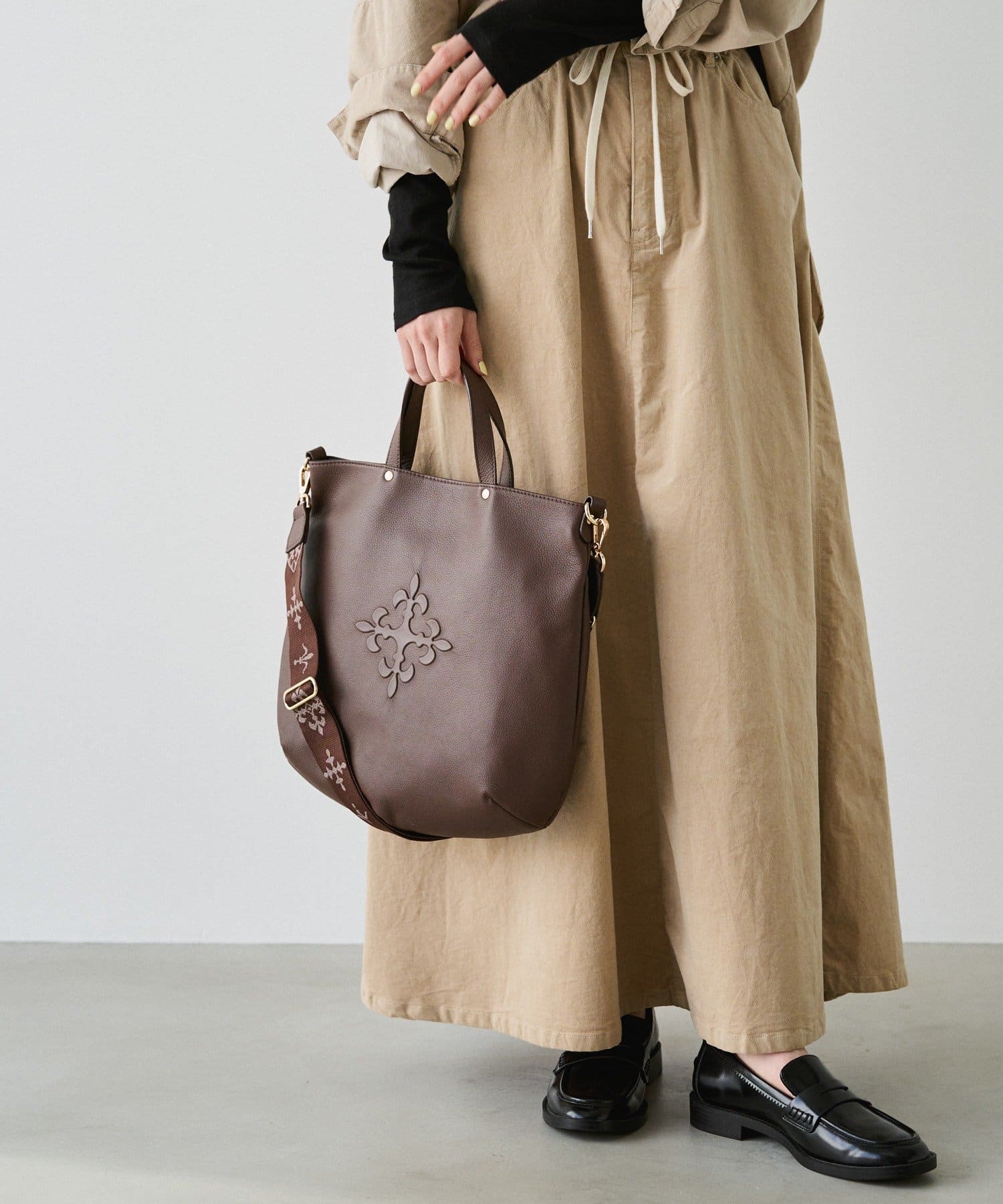 *4 - 6 Weeks*(62739) Leather 2-way Tote Bag (Embossed Monogram)