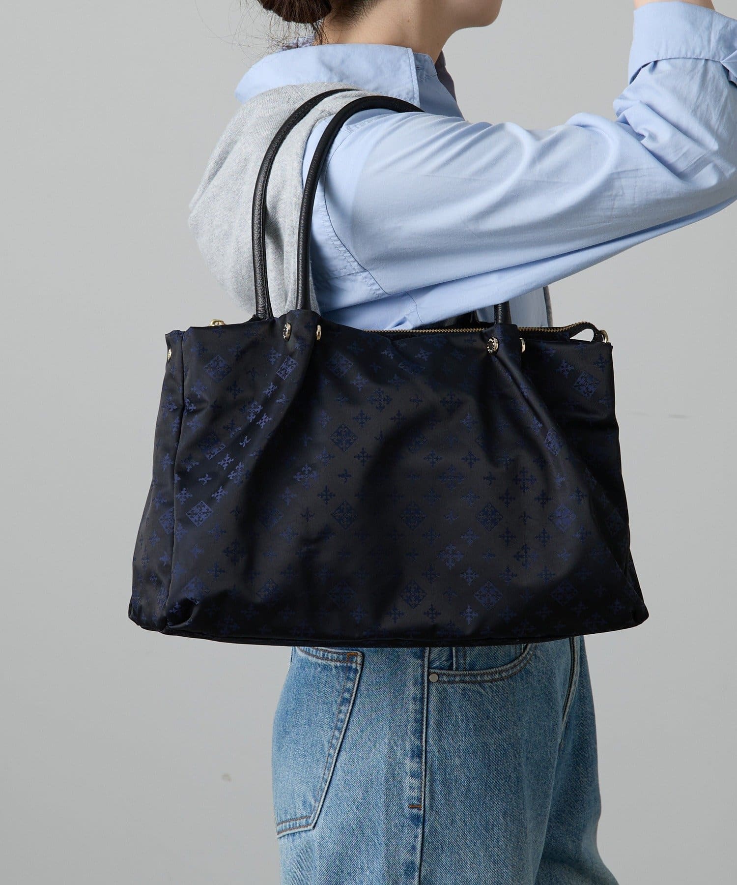 *4 - 6 Weeks* (83055) Russet Three-Layer 2-way Tote Bag M