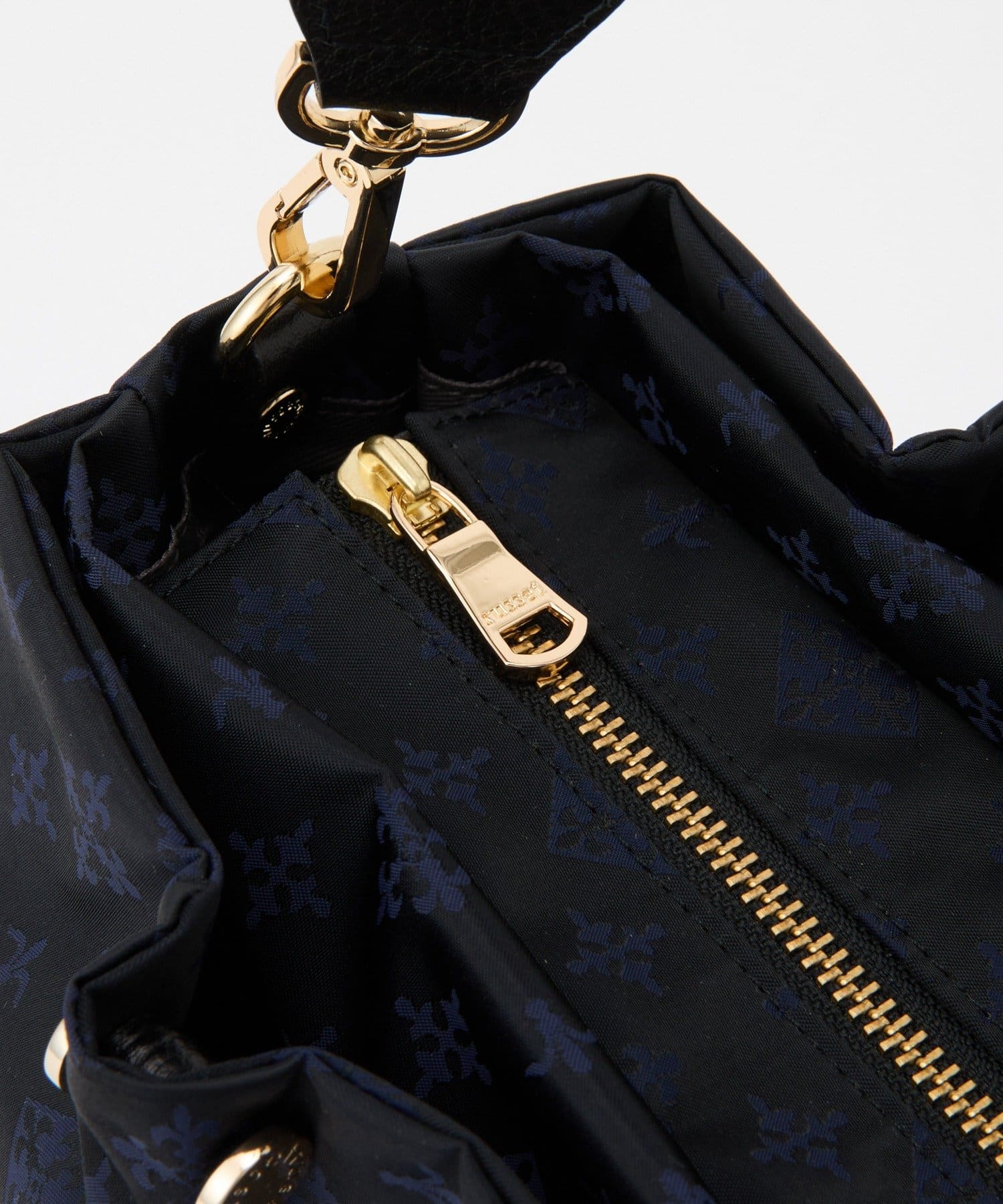 *4 - 6 Weeks* (83055) Russet Three-Layer 2-way Tote Bag M