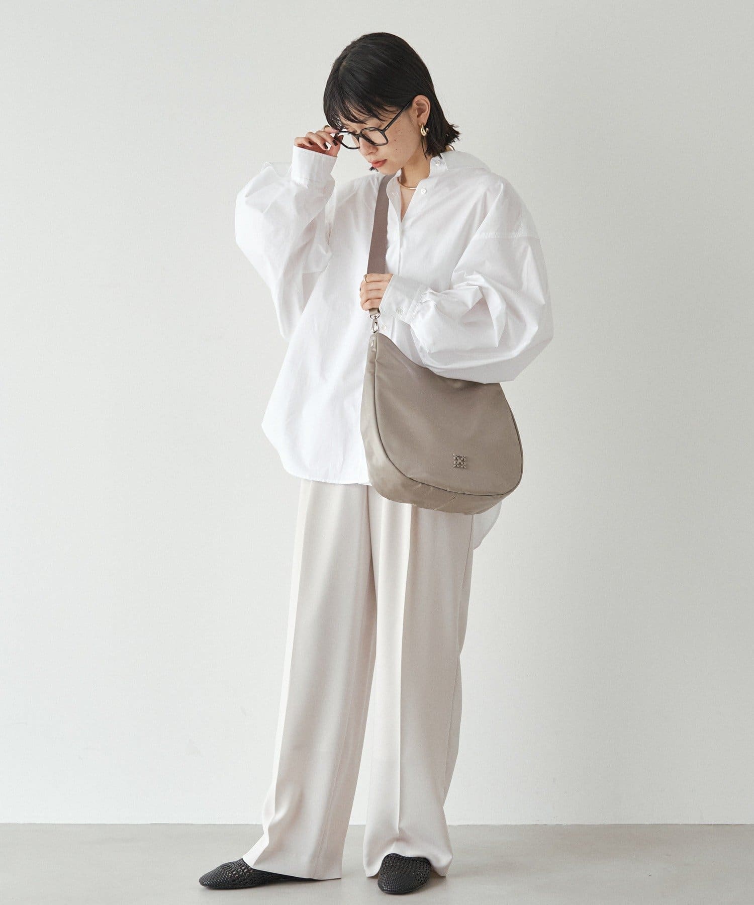 (90988)Clouds Nylon Vertical 2-Way Shoulder Bag 