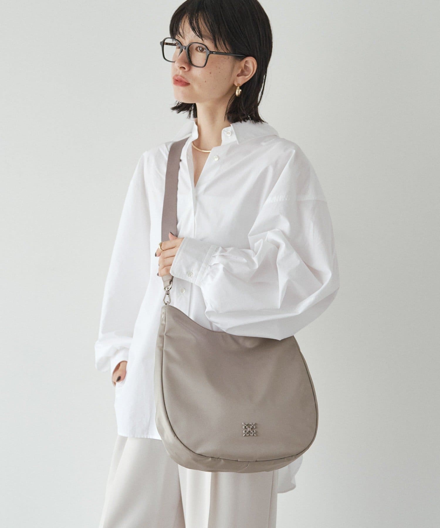 (90988)Clouds Nylon Vertical 2-Way Shoulder Bag 