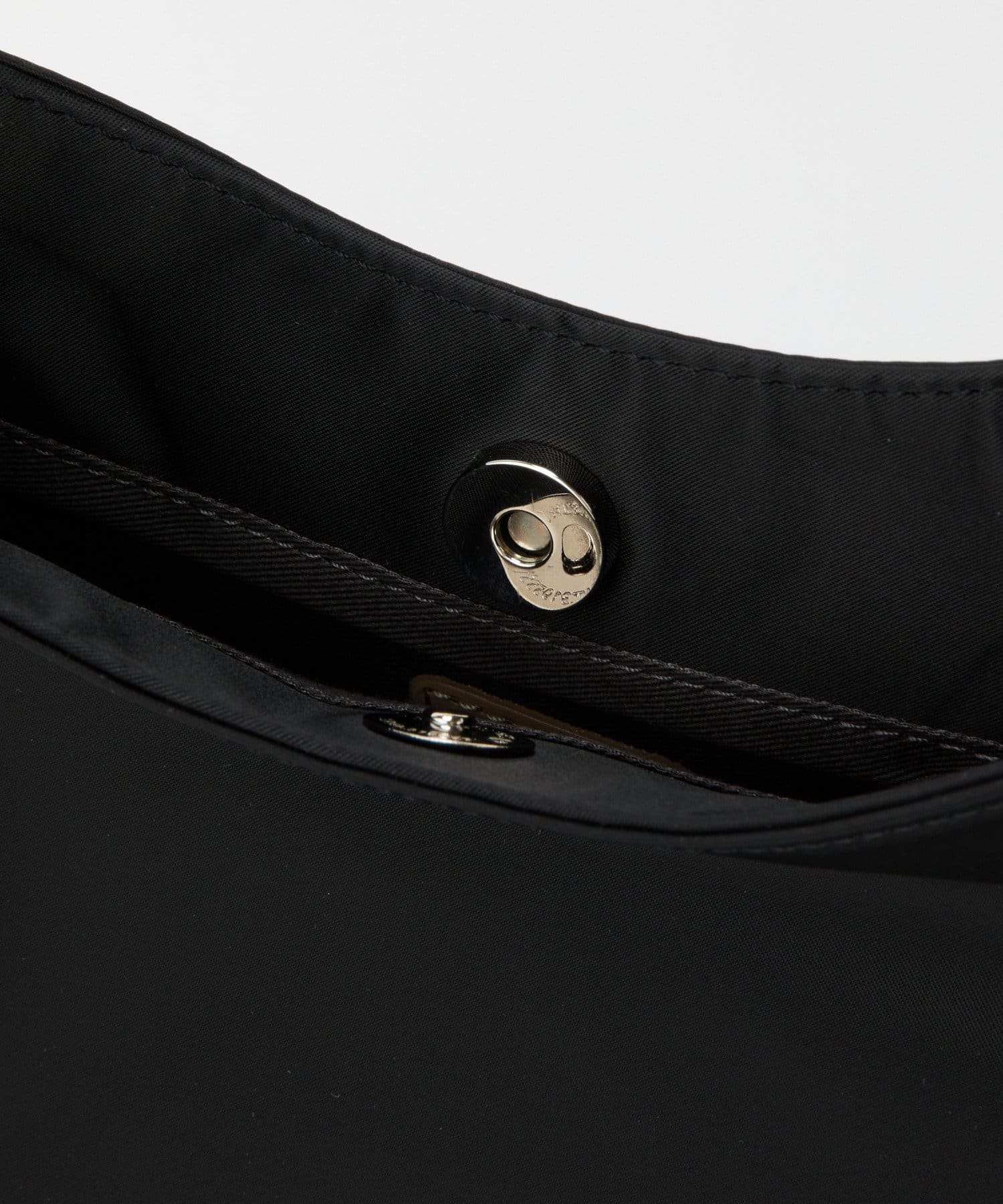 (90988)Clouds Nylon Vertical 2-Way Shoulder Bag 