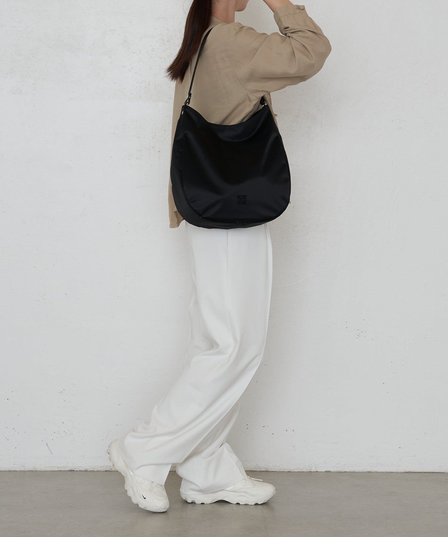 (90988)Clouds Nylon Vertical 2-Way Shoulder Bag 