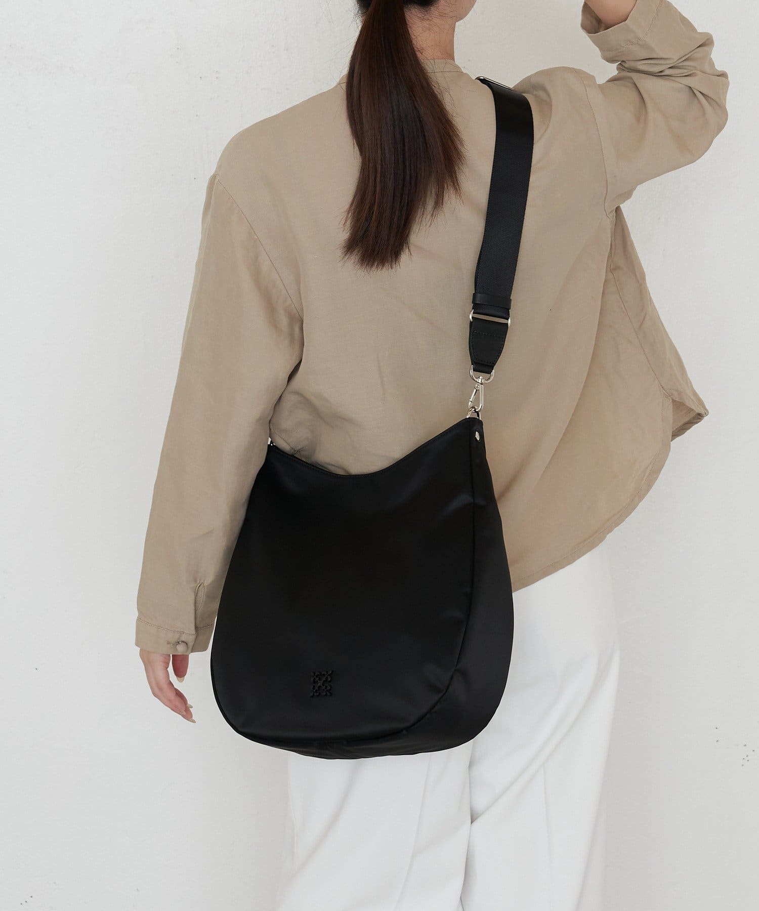 (90988)Clouds Nylon Vertical 2-Way Shoulder Bag 
