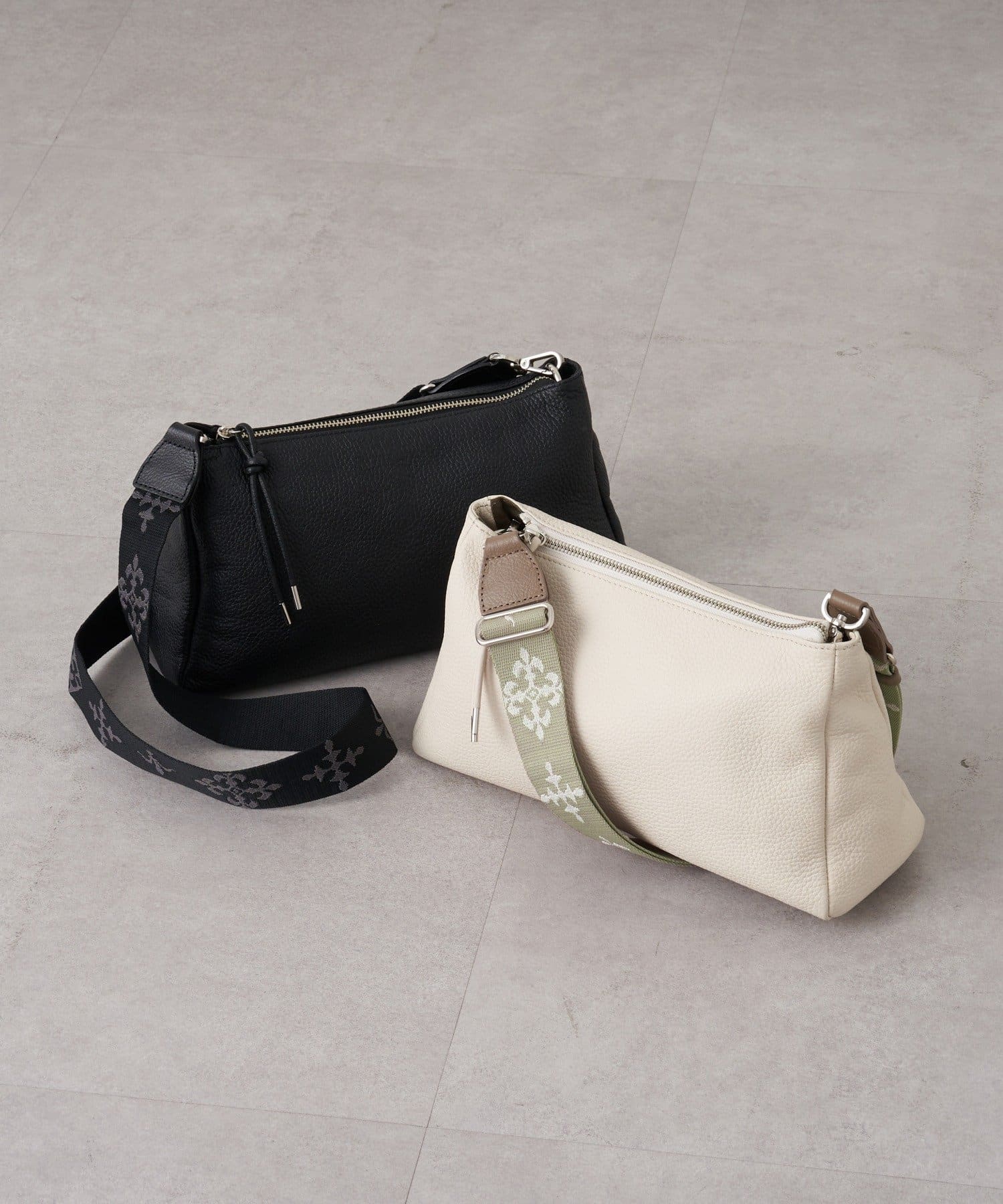*4-6 Weeks* (4914) Leather 2-Way Shoulder Bag