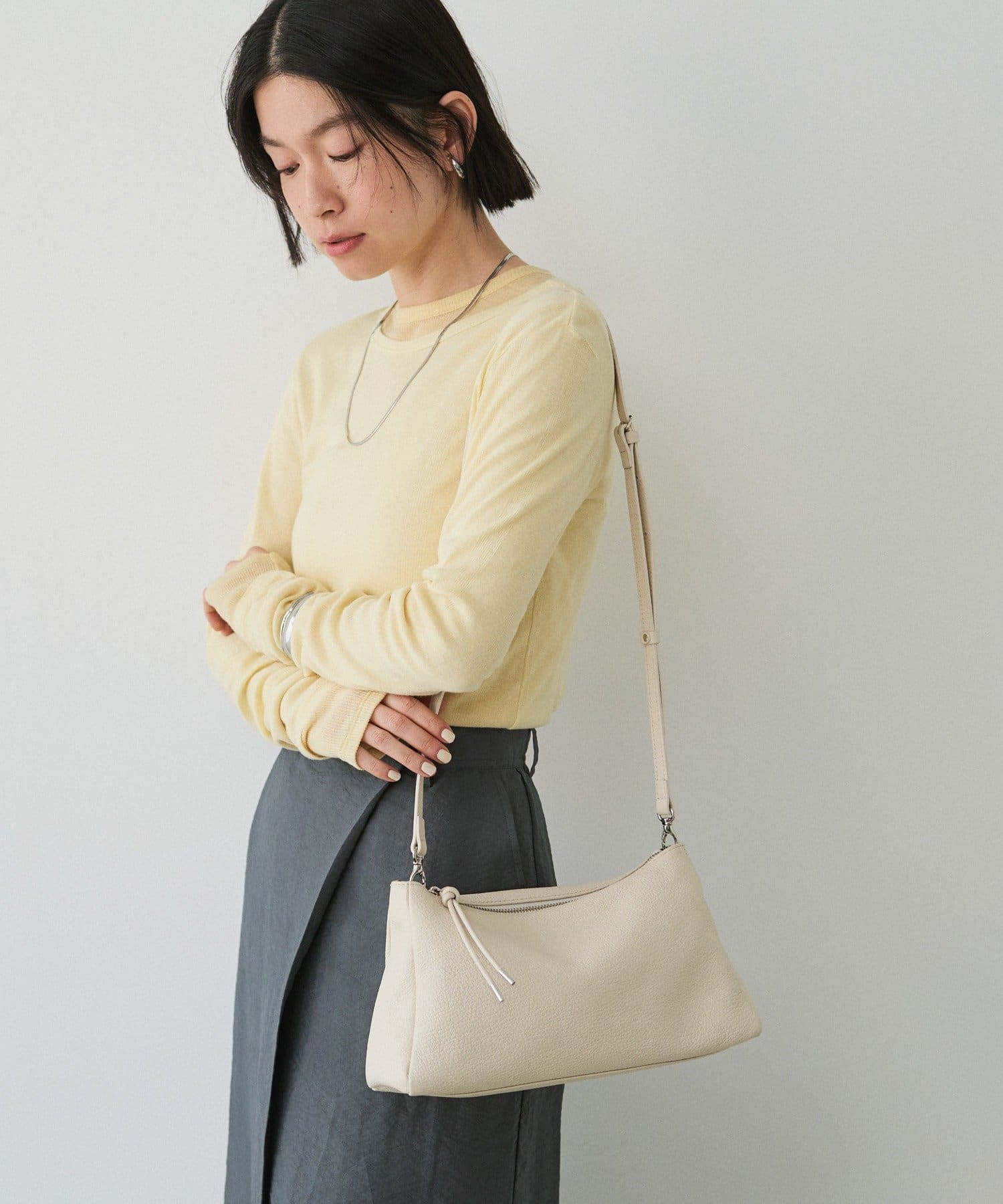 *4-6 Weeks* (4914) Leather 2-Way Shoulder Bag