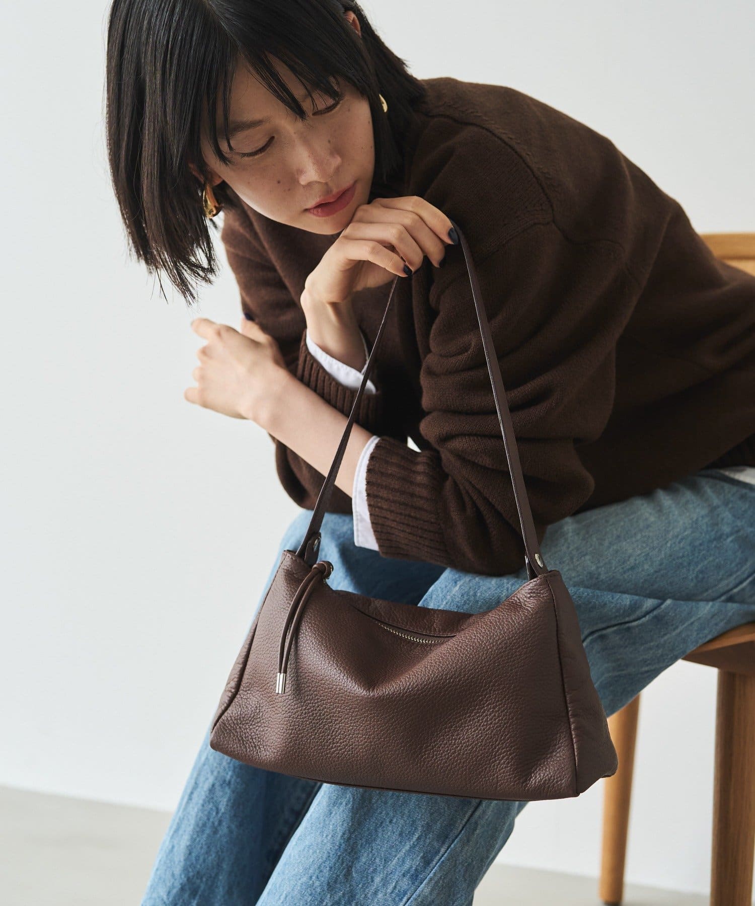 *4-6 Weeks* (4914) Leather 2-Way Shoulder Bag
