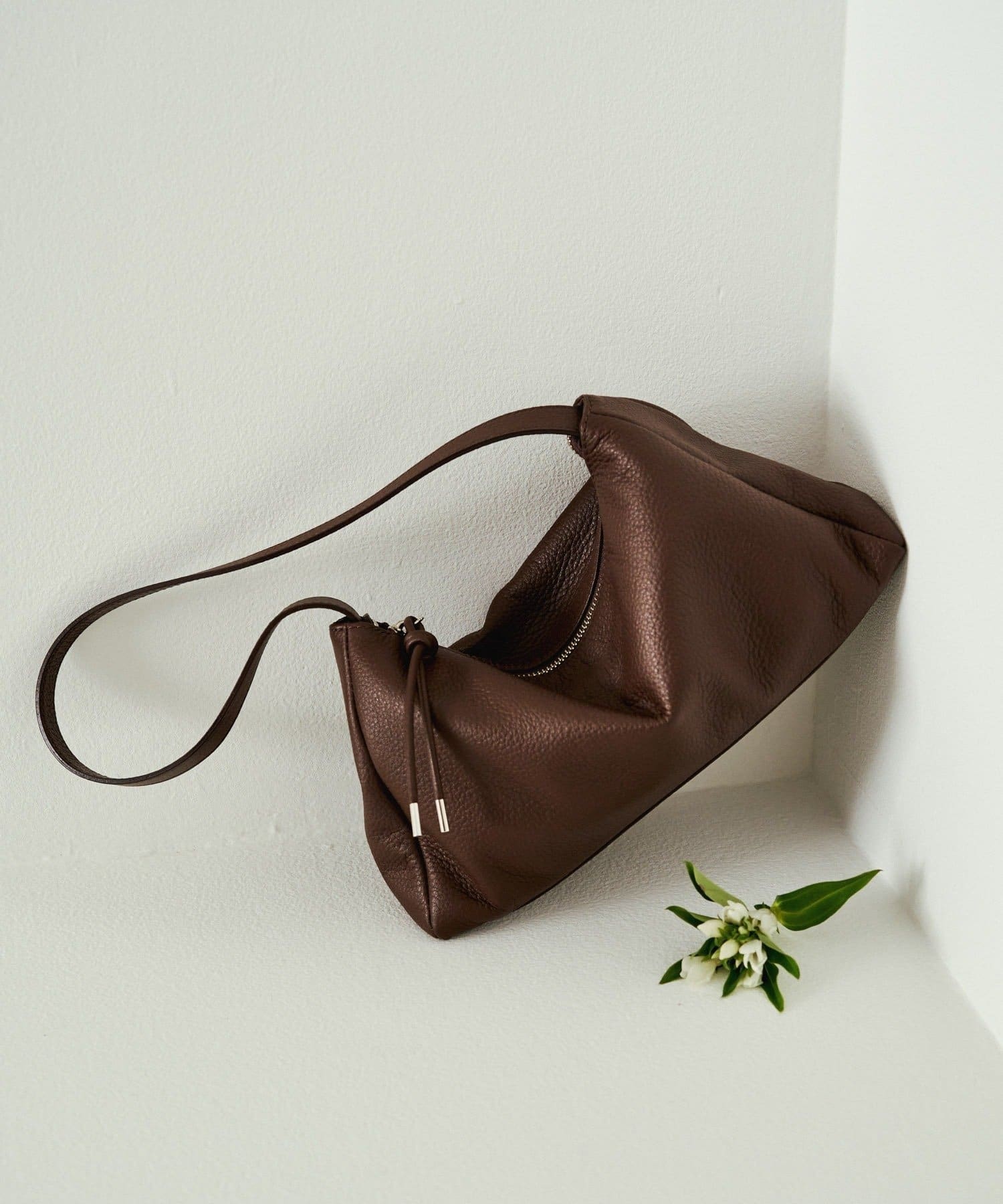 *4-6 Weeks* (4914) Leather 2-Way Shoulder Bag