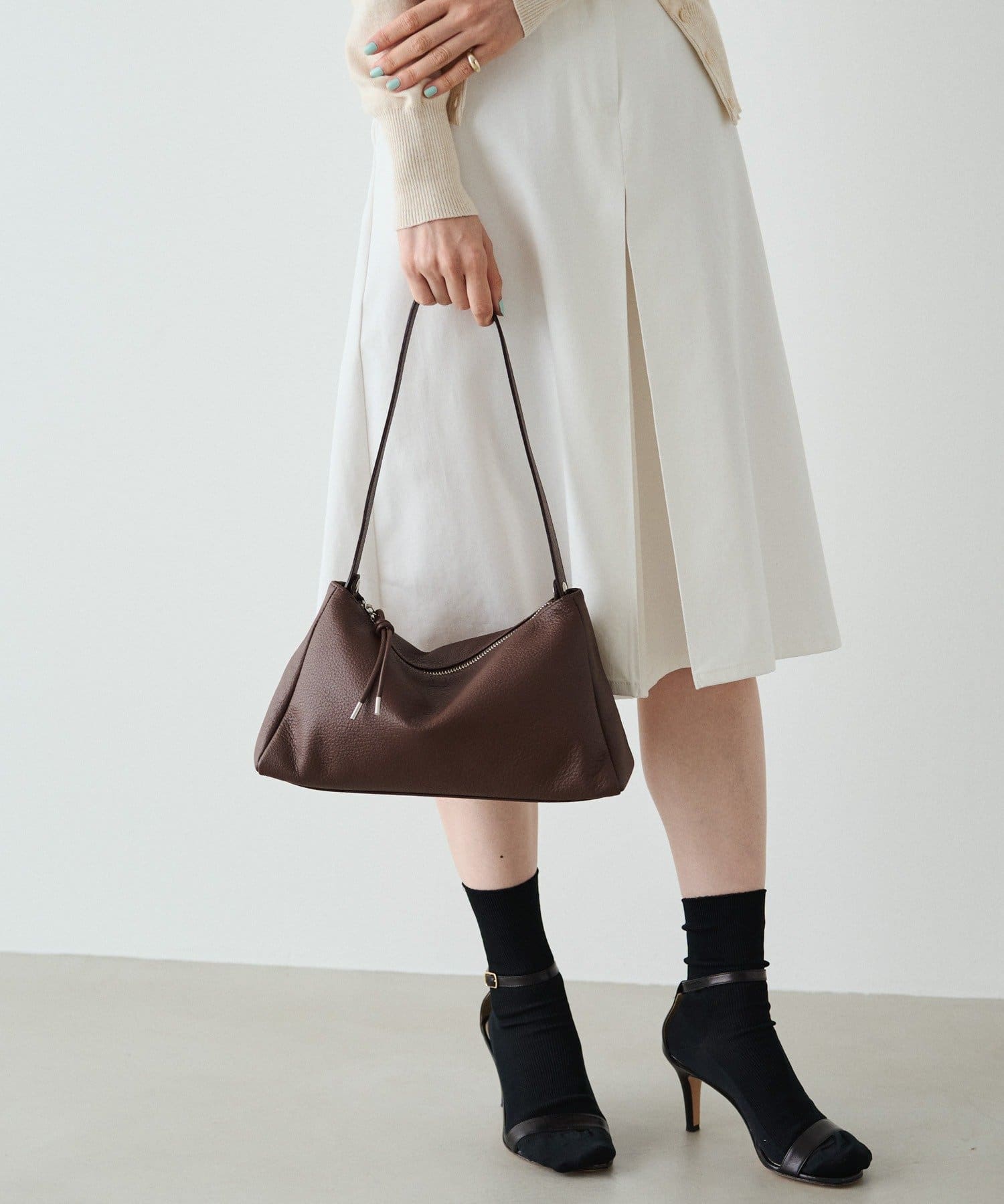 *4-6 Weeks* (4914) Leather 2-Way Shoulder Bag