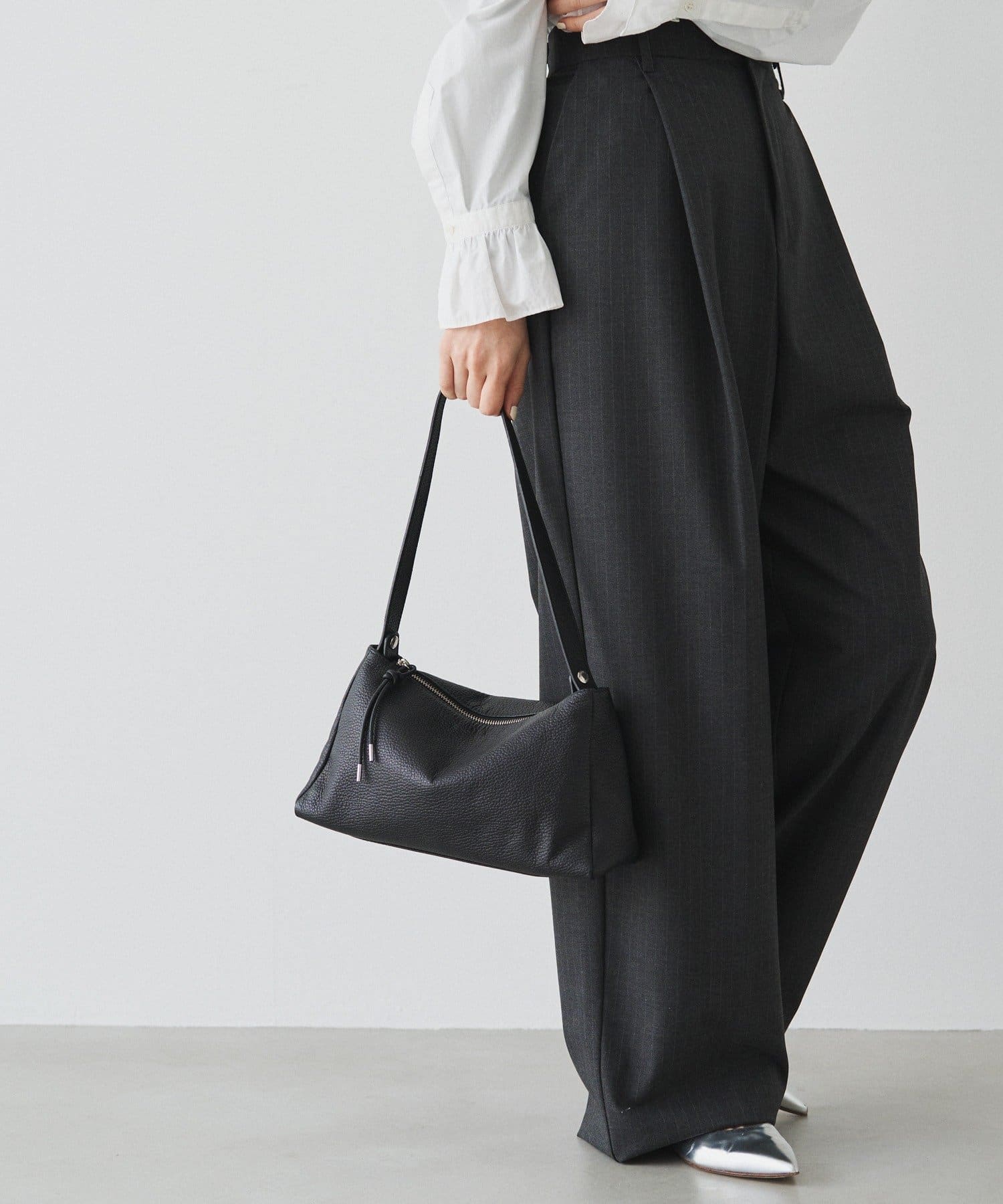 *4-6 Weeks* (4914) Leather 2-Way Shoulder Bag