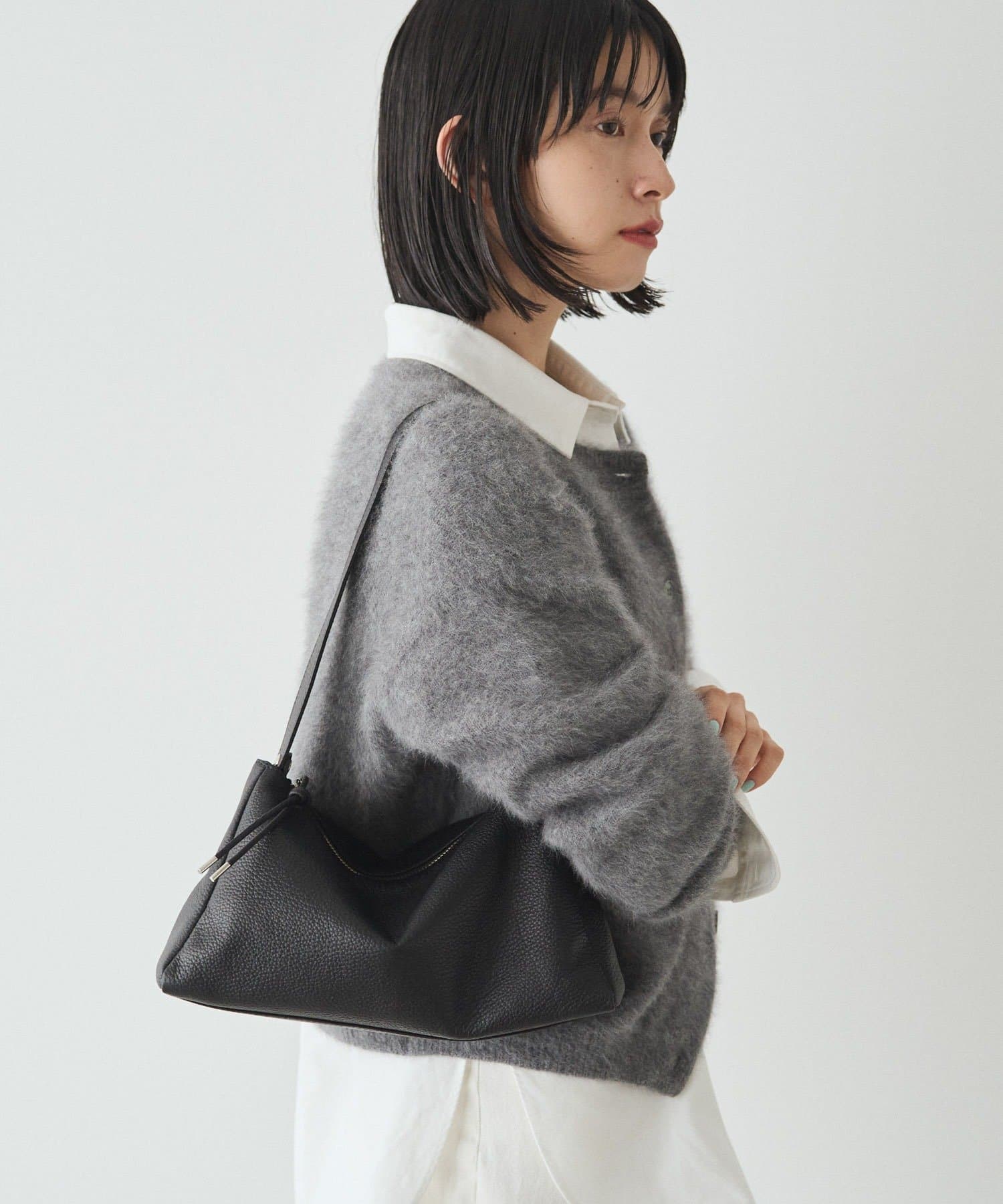 *4-6 Weeks* (4914) Leather 2-Way Shoulder Bag