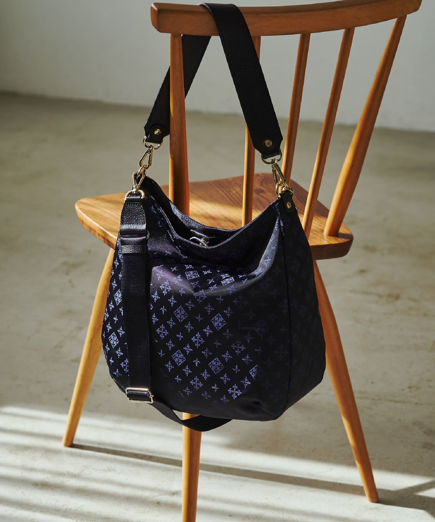 Large Shoulder Bag (Nylon Jacquard)