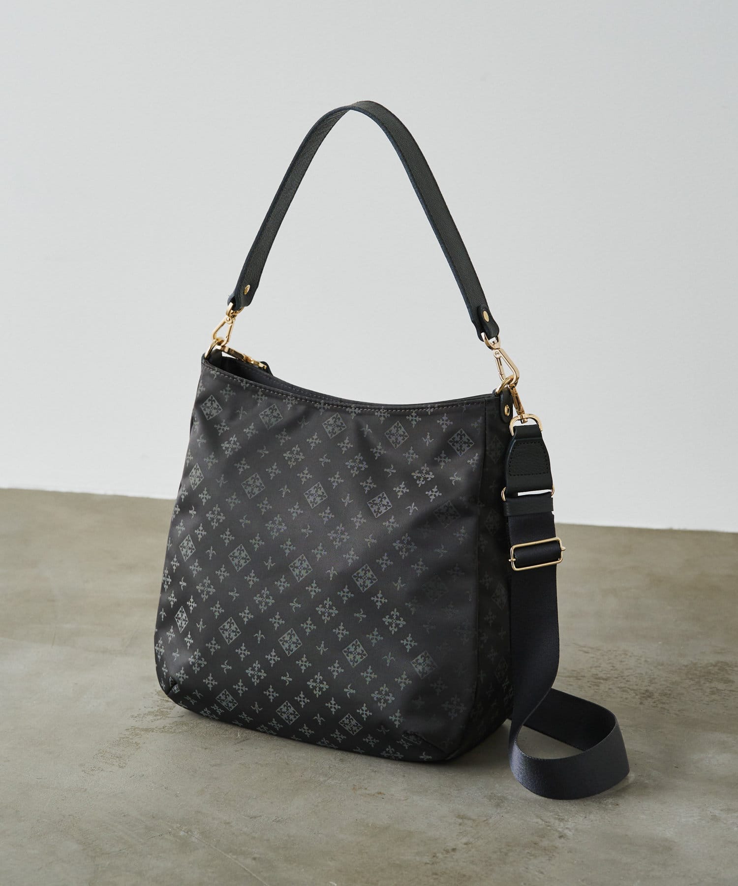 Large Shoulder Bag (Nylon Jacquard)