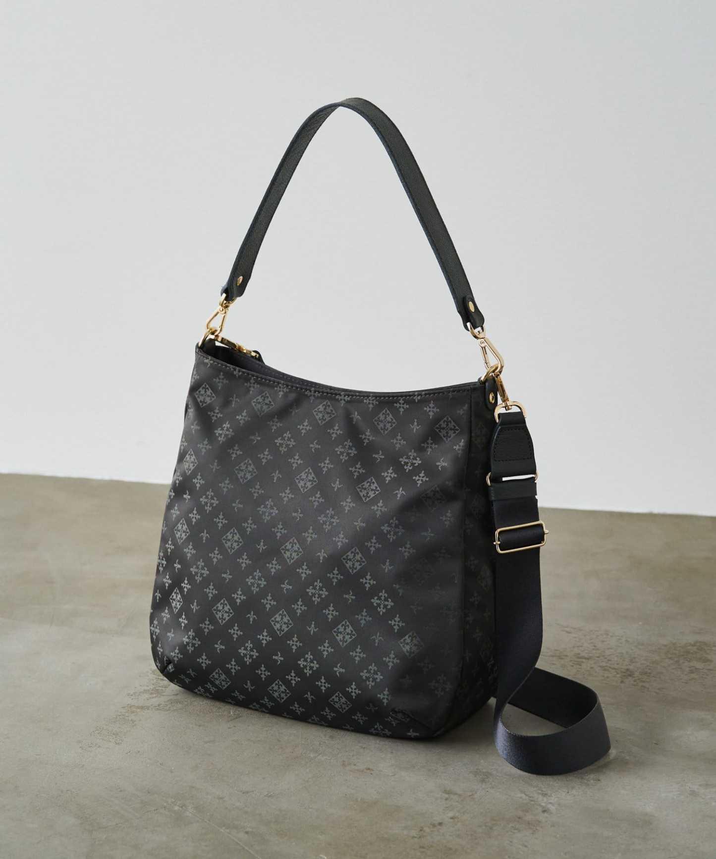 Large Shoulder Bag (Nylon Jacquard)