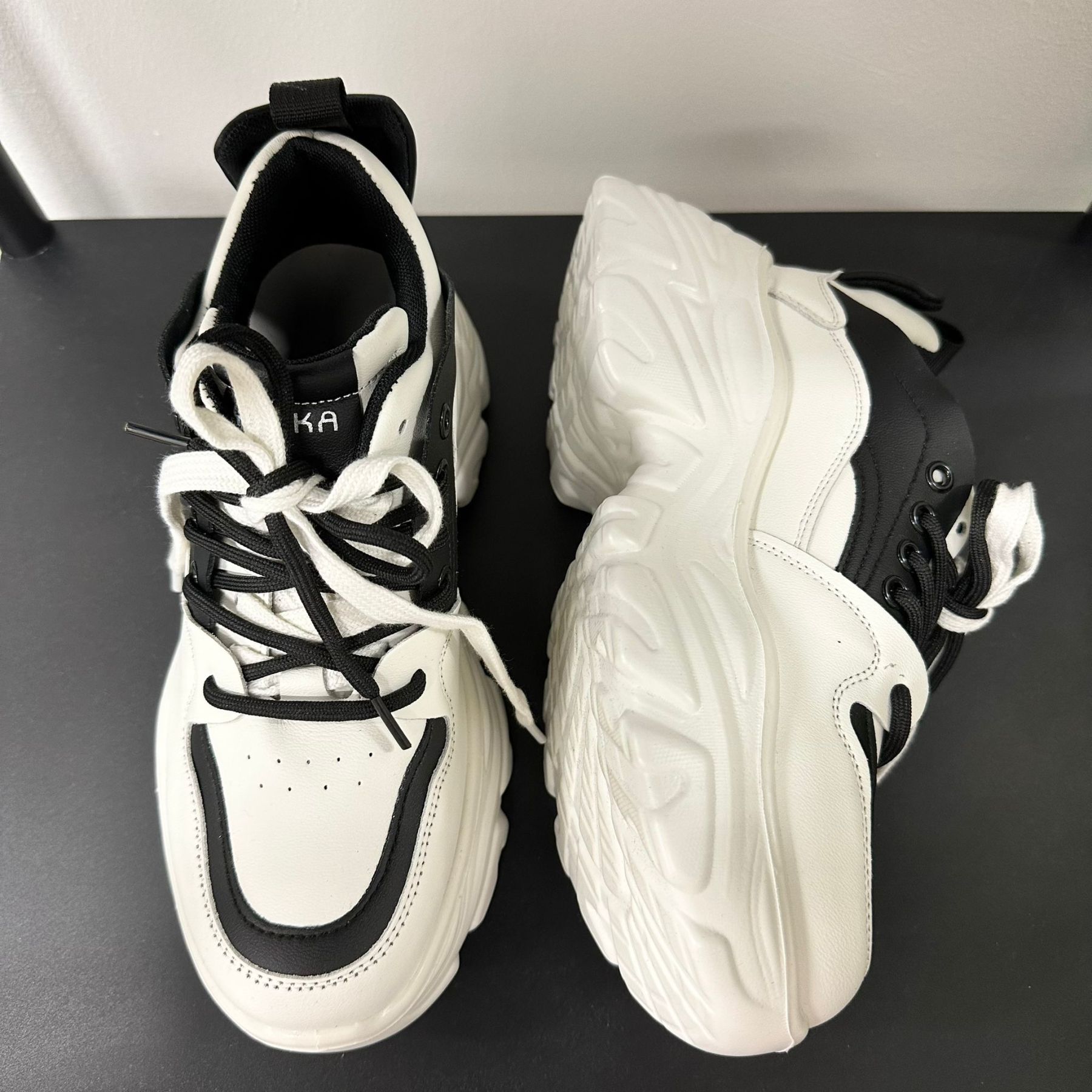 (D112)Shoe