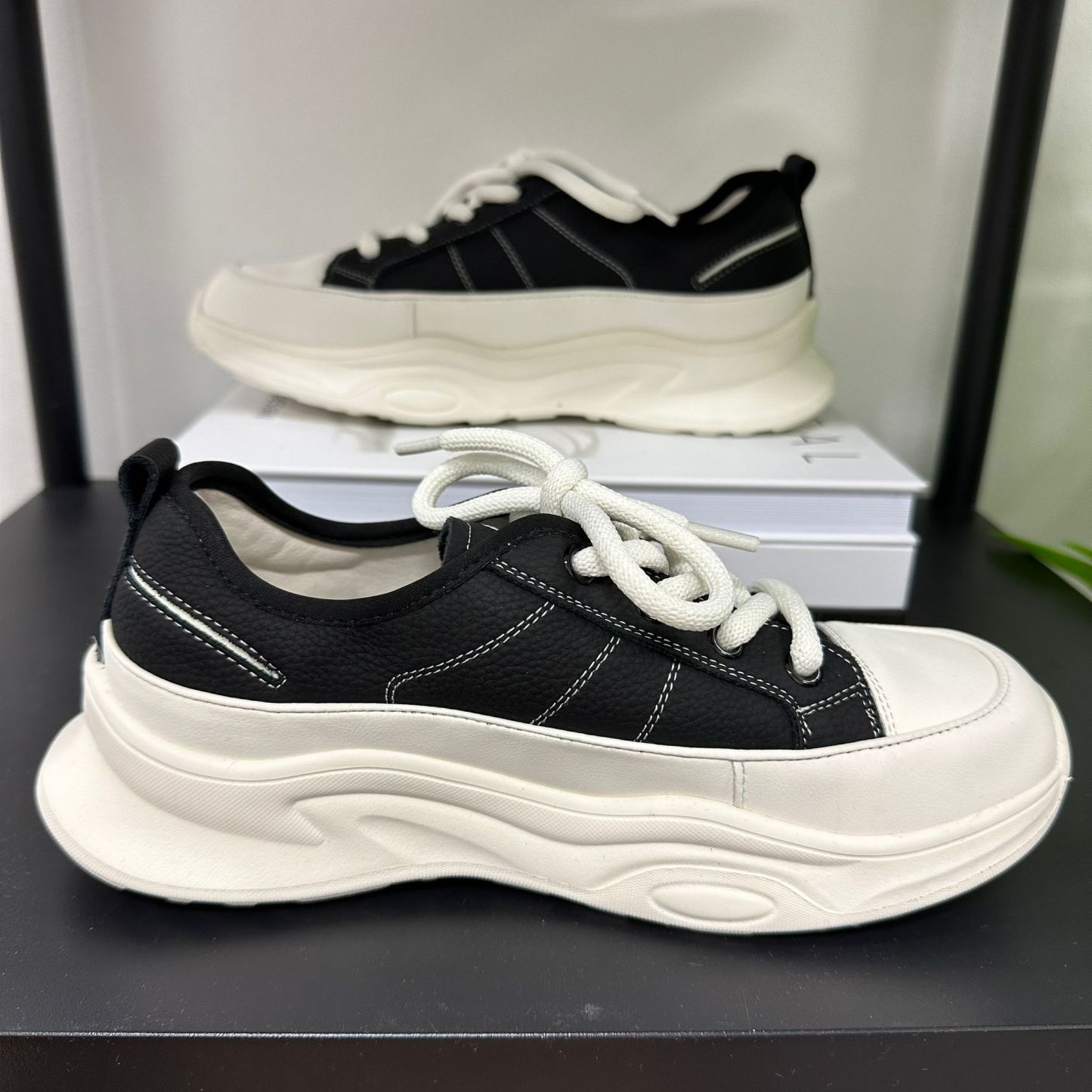 (D115)Shoe
