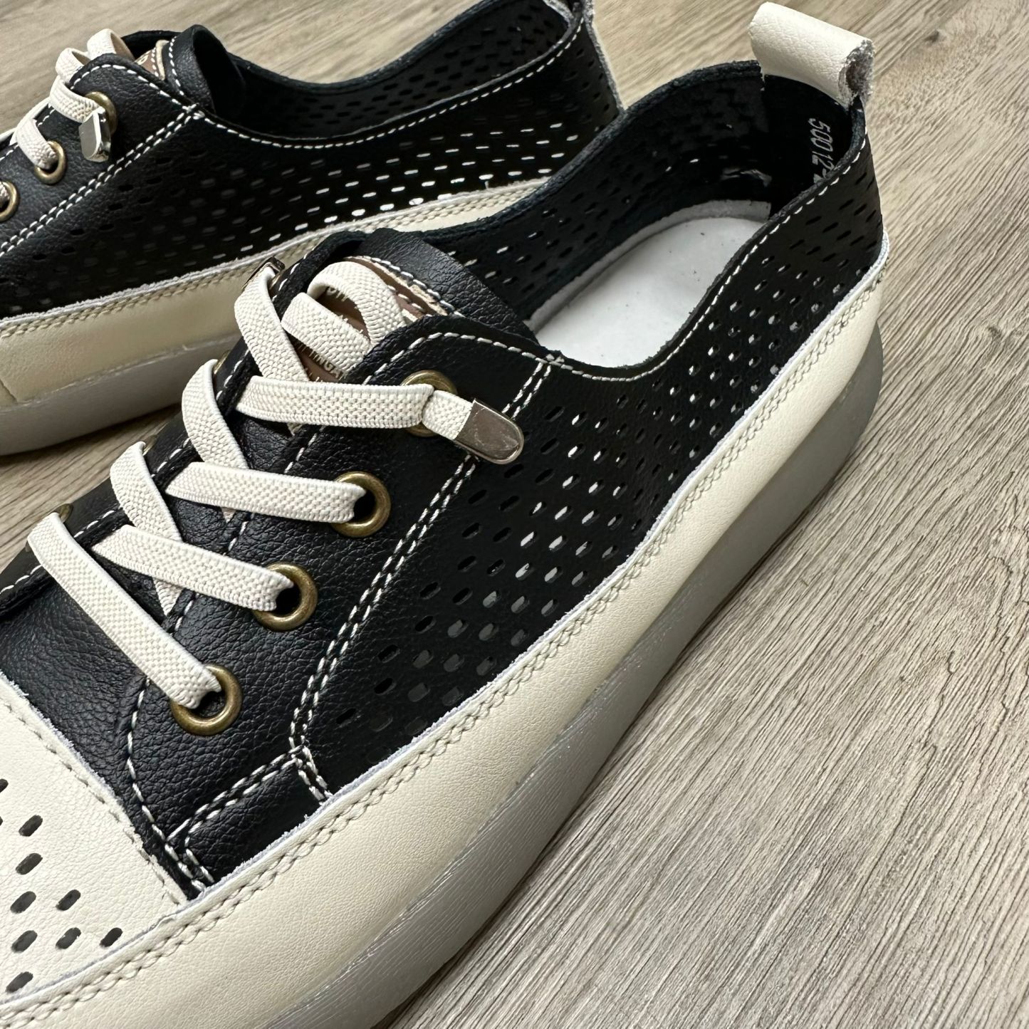 (D117) Sakura Shoe