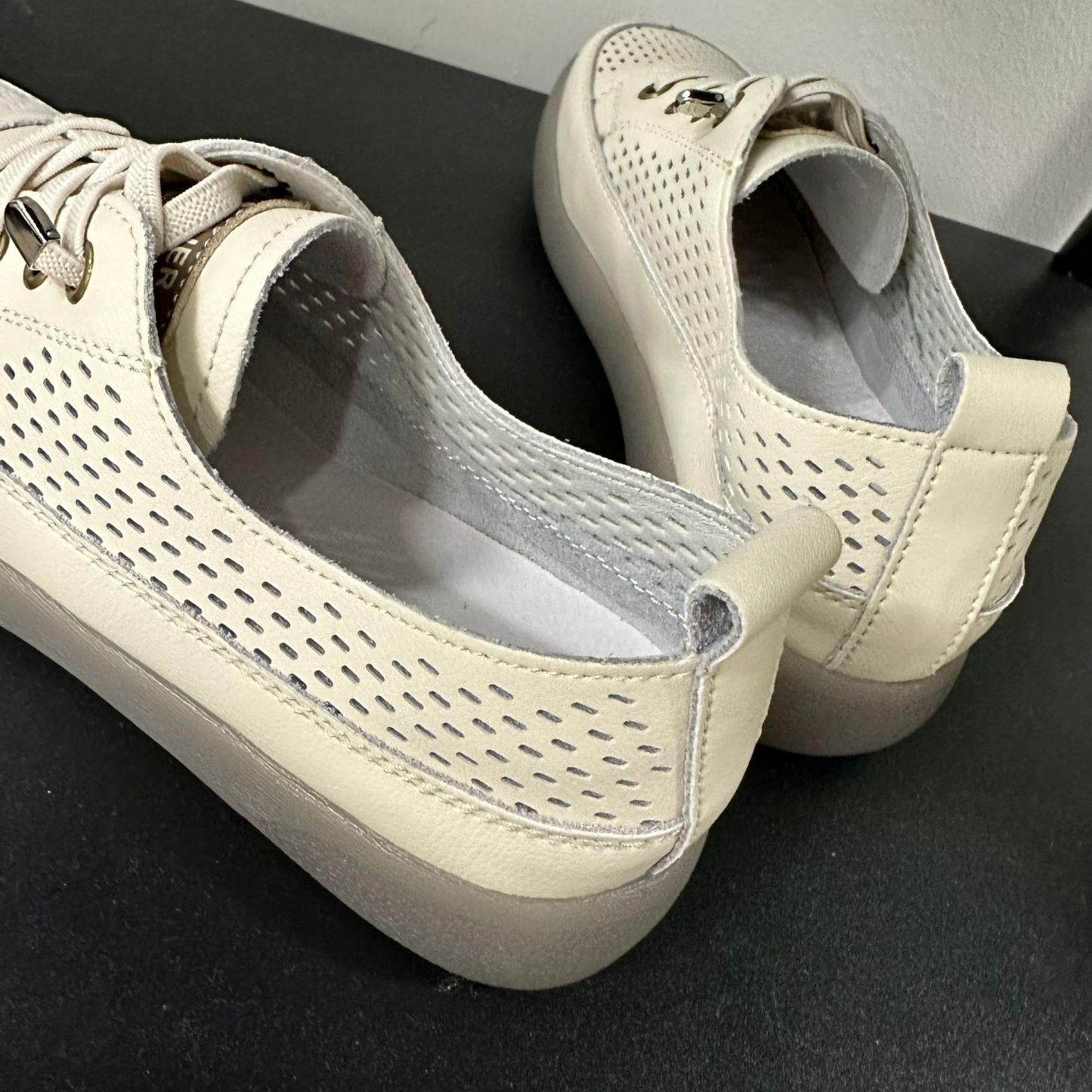 (D117)Sakura Shoe