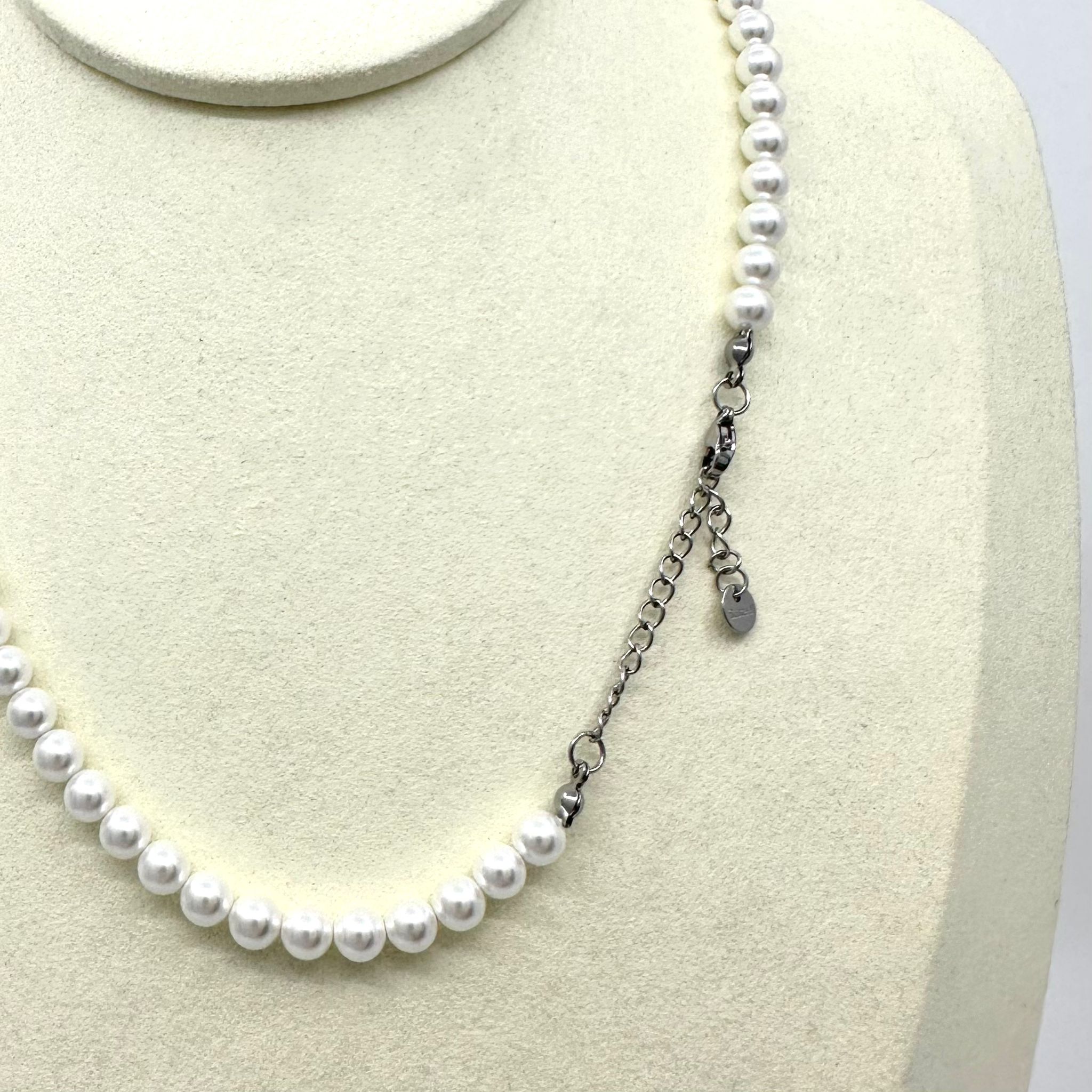 (D133)Pearl Necklace