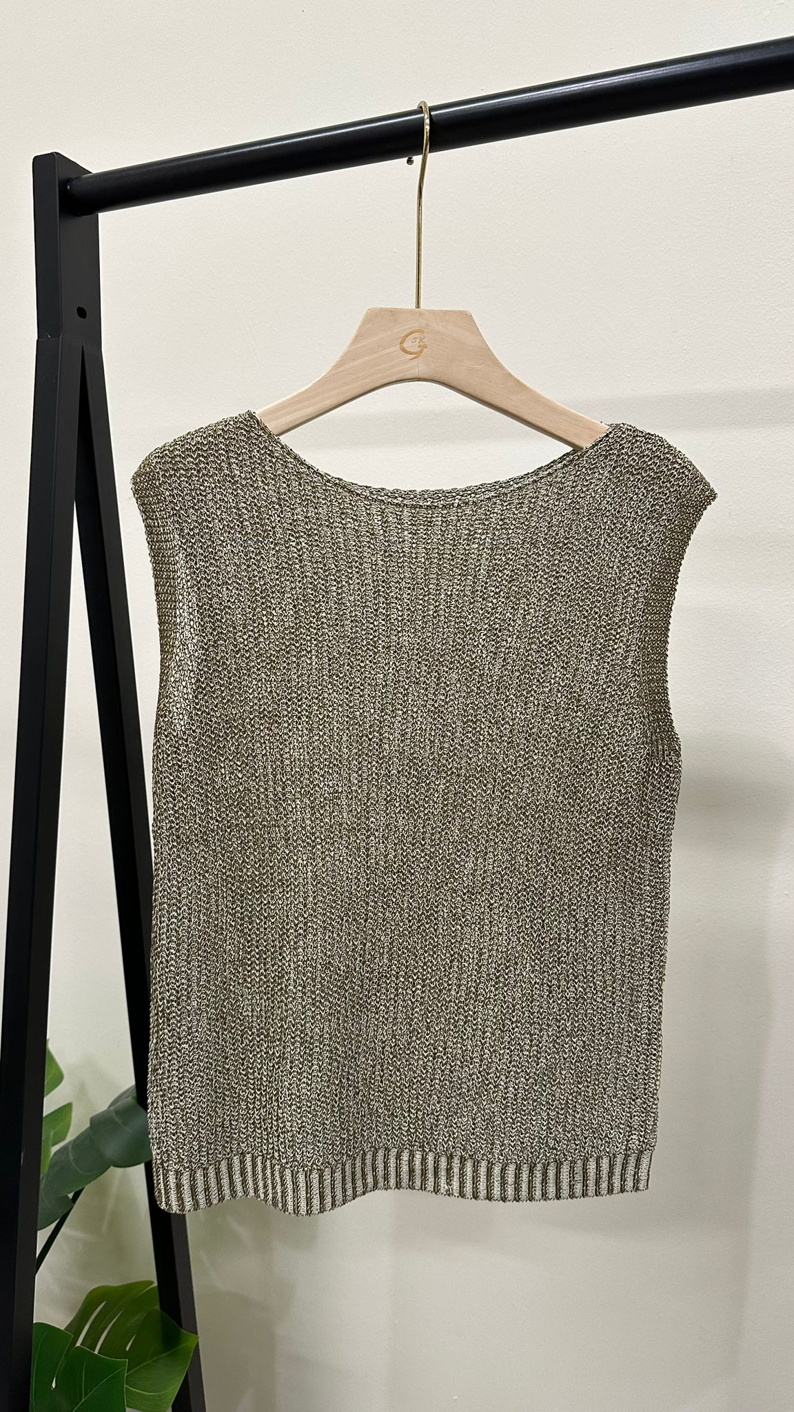 (D133)Knitted Vest