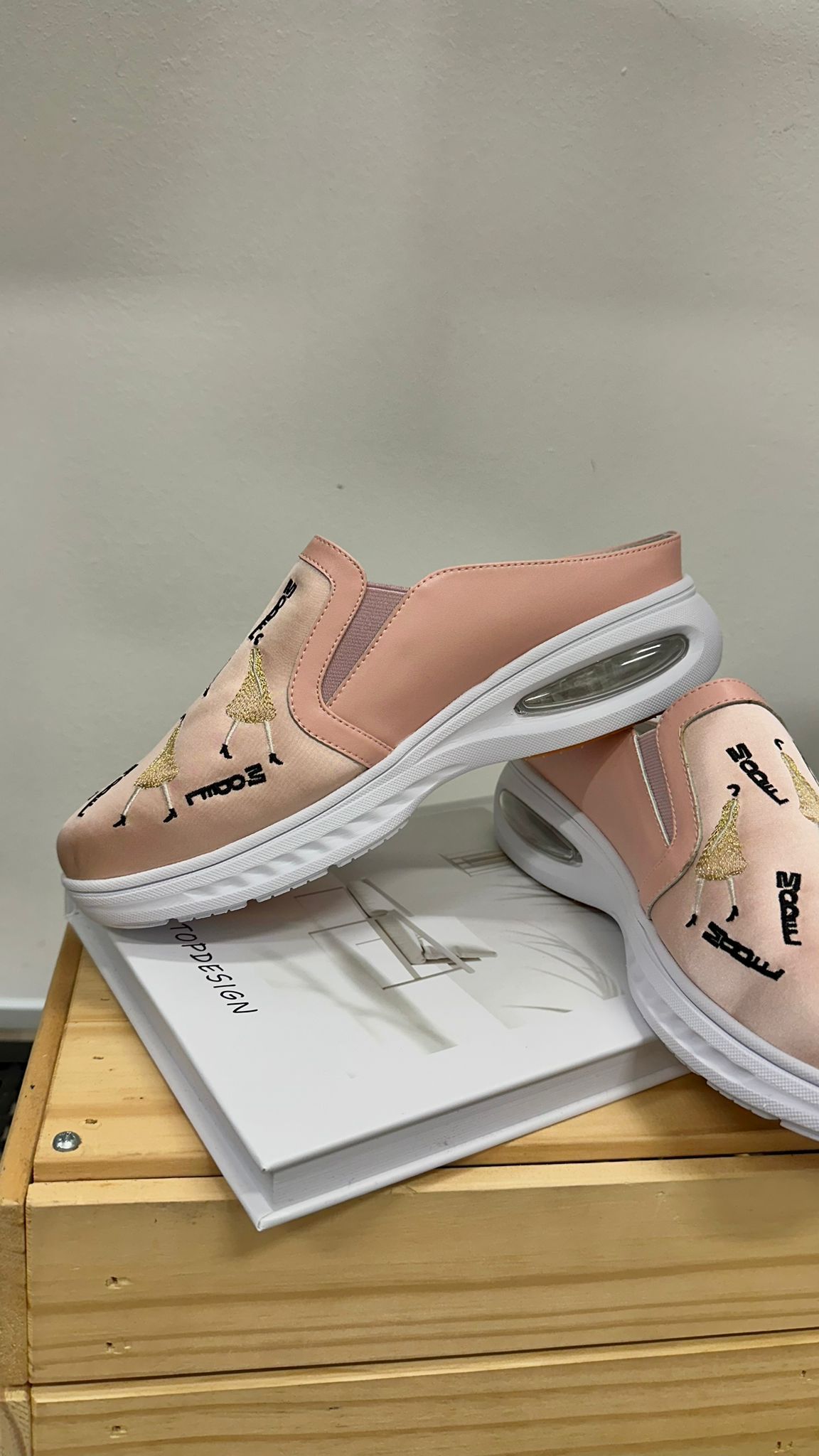 *PO 1-2MTHS* (D144)Sakura Shoe