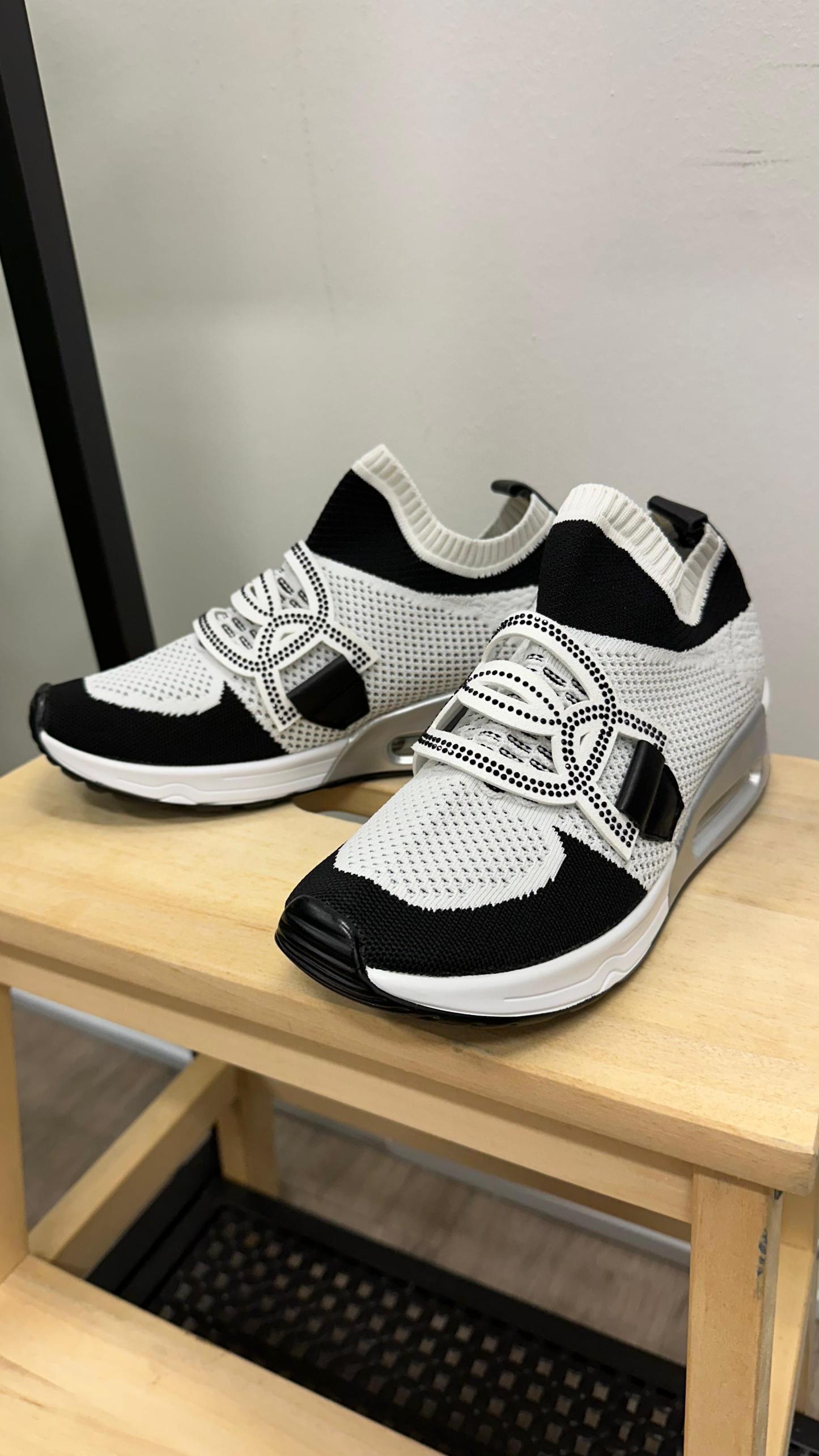 *PO 1-2MTHS* (D146)Sakura Shoe