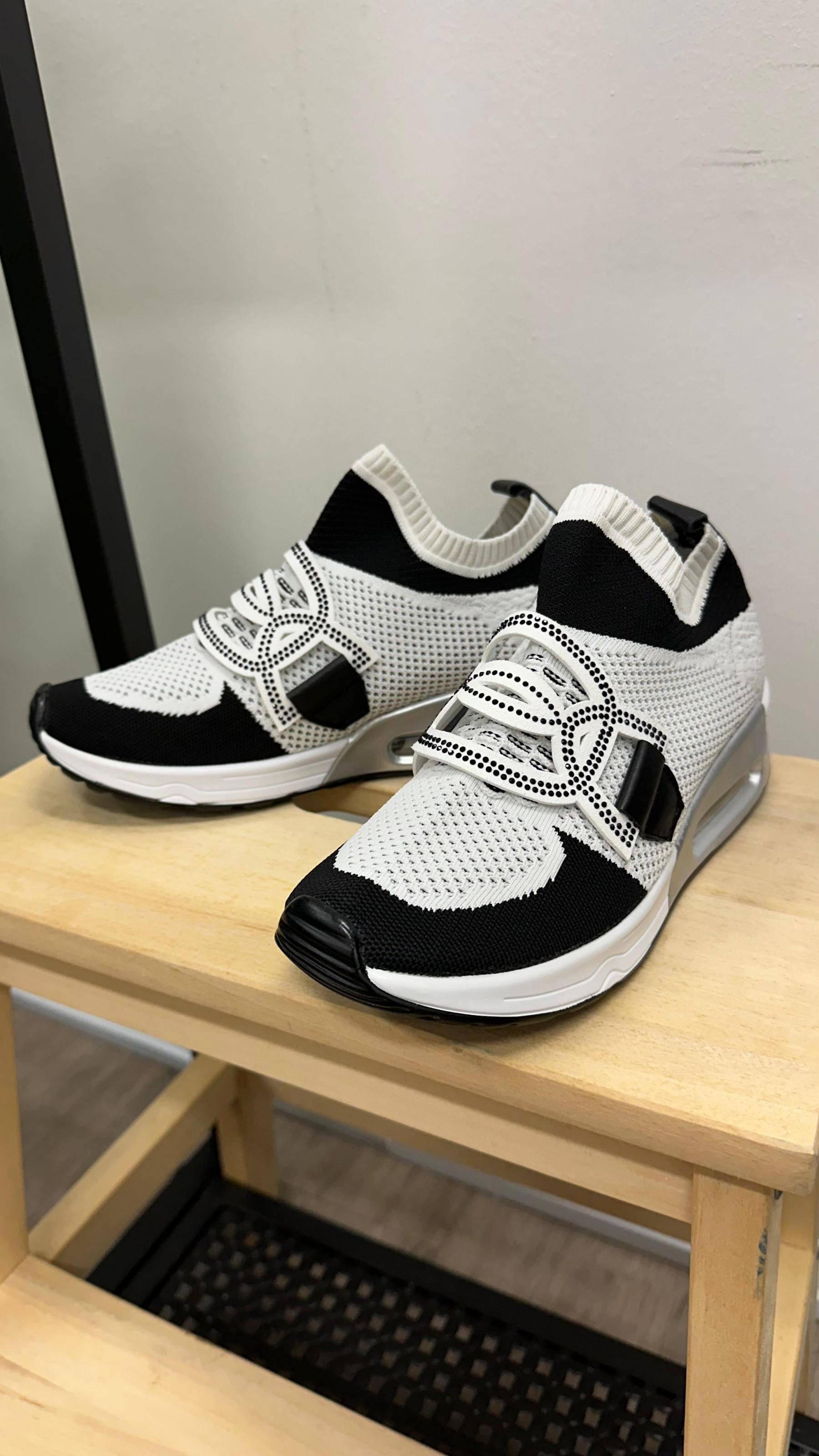 *PO 1-2MTHS* (D146)Sakura Shoe
