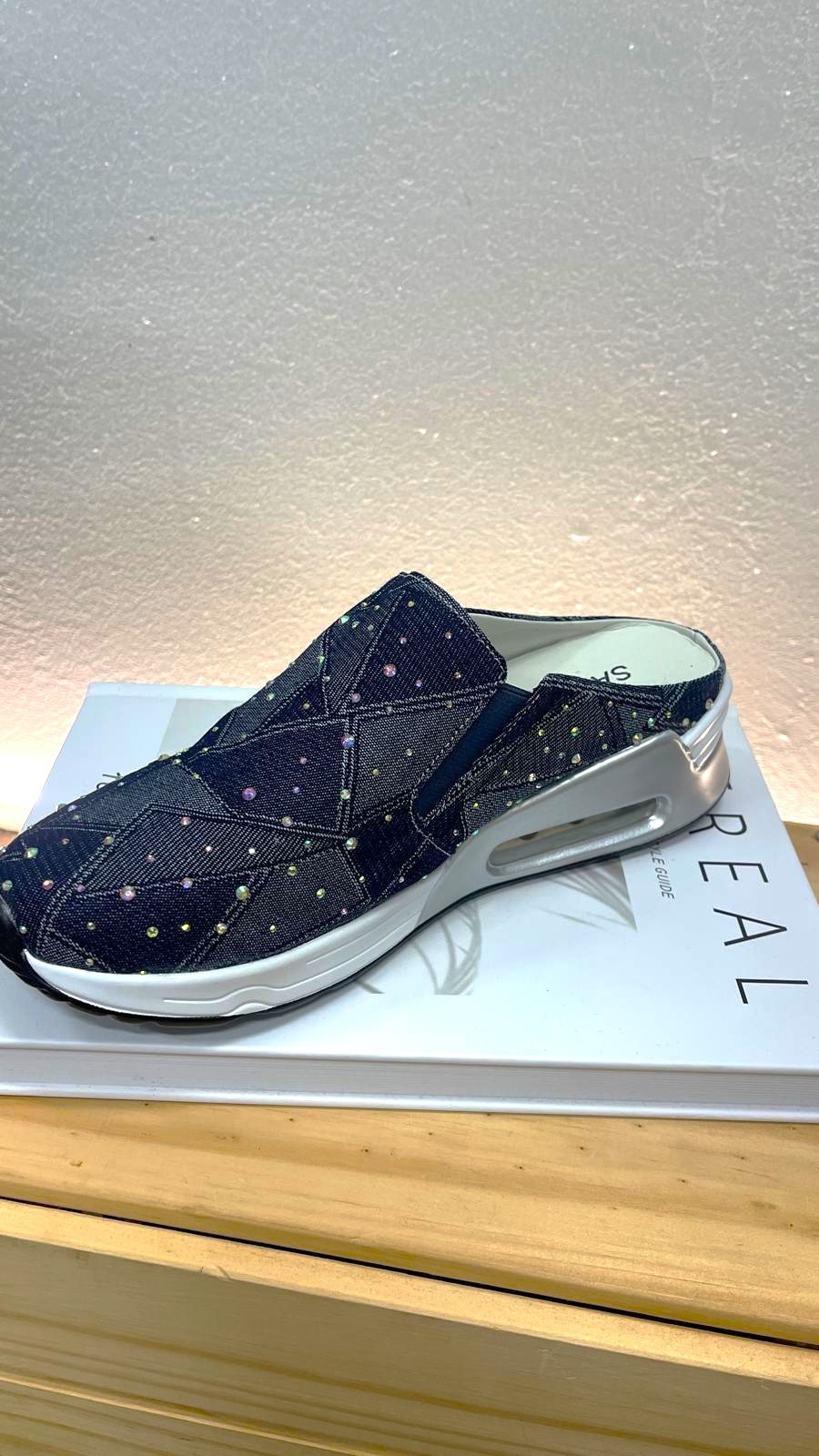 *PO 1-2MTHS* (D150)Sakura Shoe