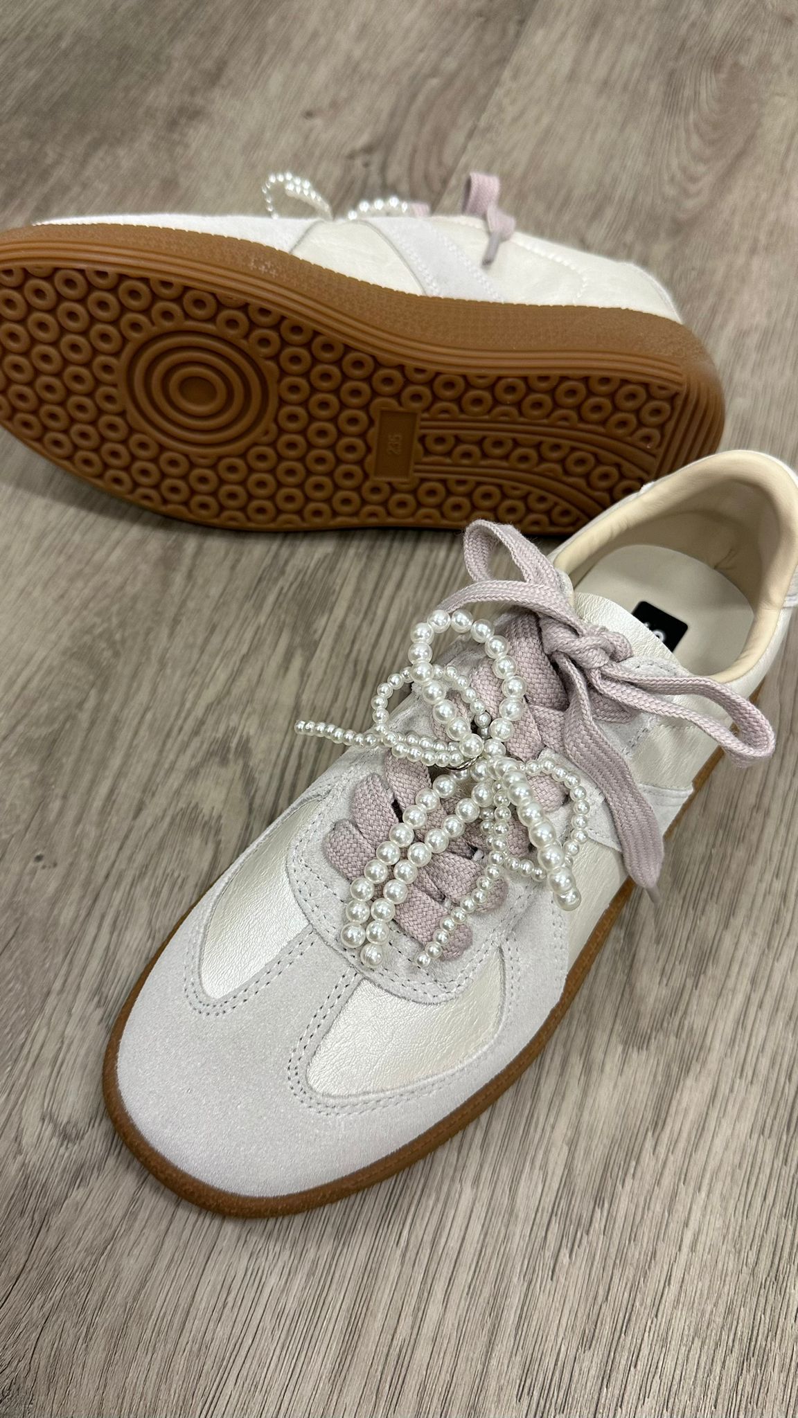 *PO 1-2MTHS* (D152)Sakura Shoe