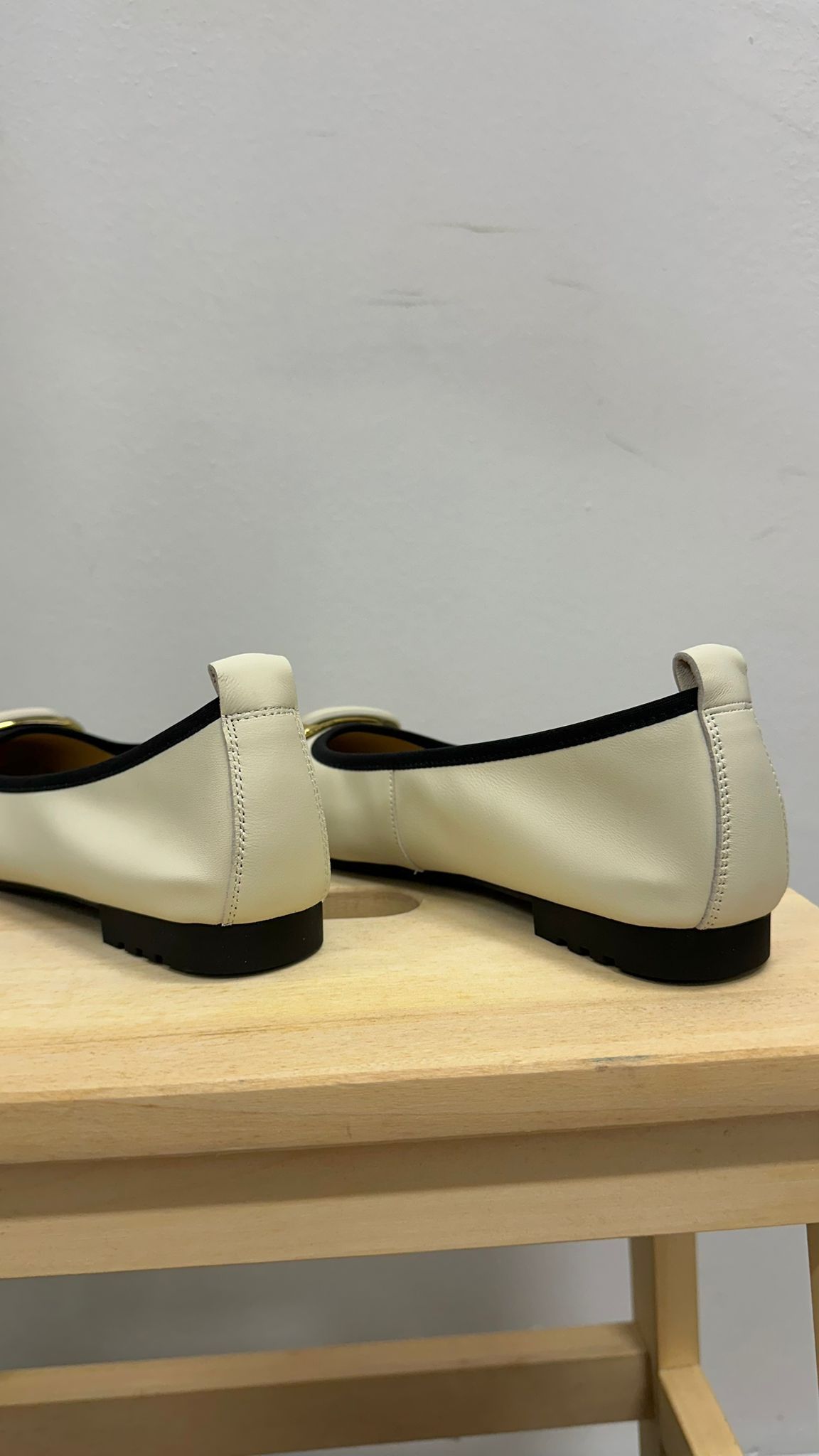 (D154)Sheep Leather Shoe