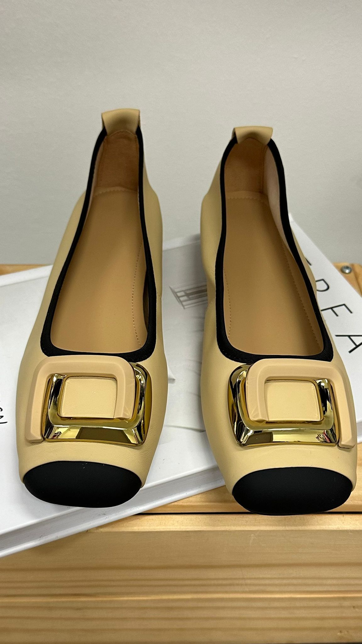(D154)Sheep Leather Shoe