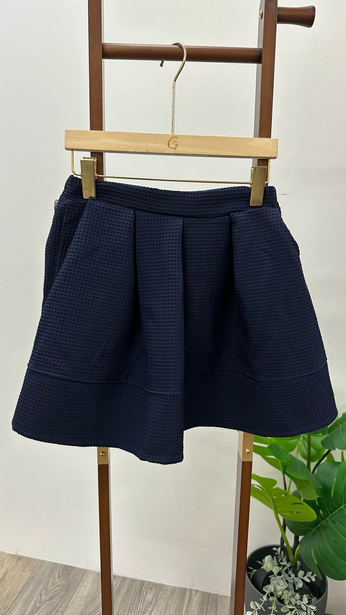 *STAR BUY* (D1552)Skirt