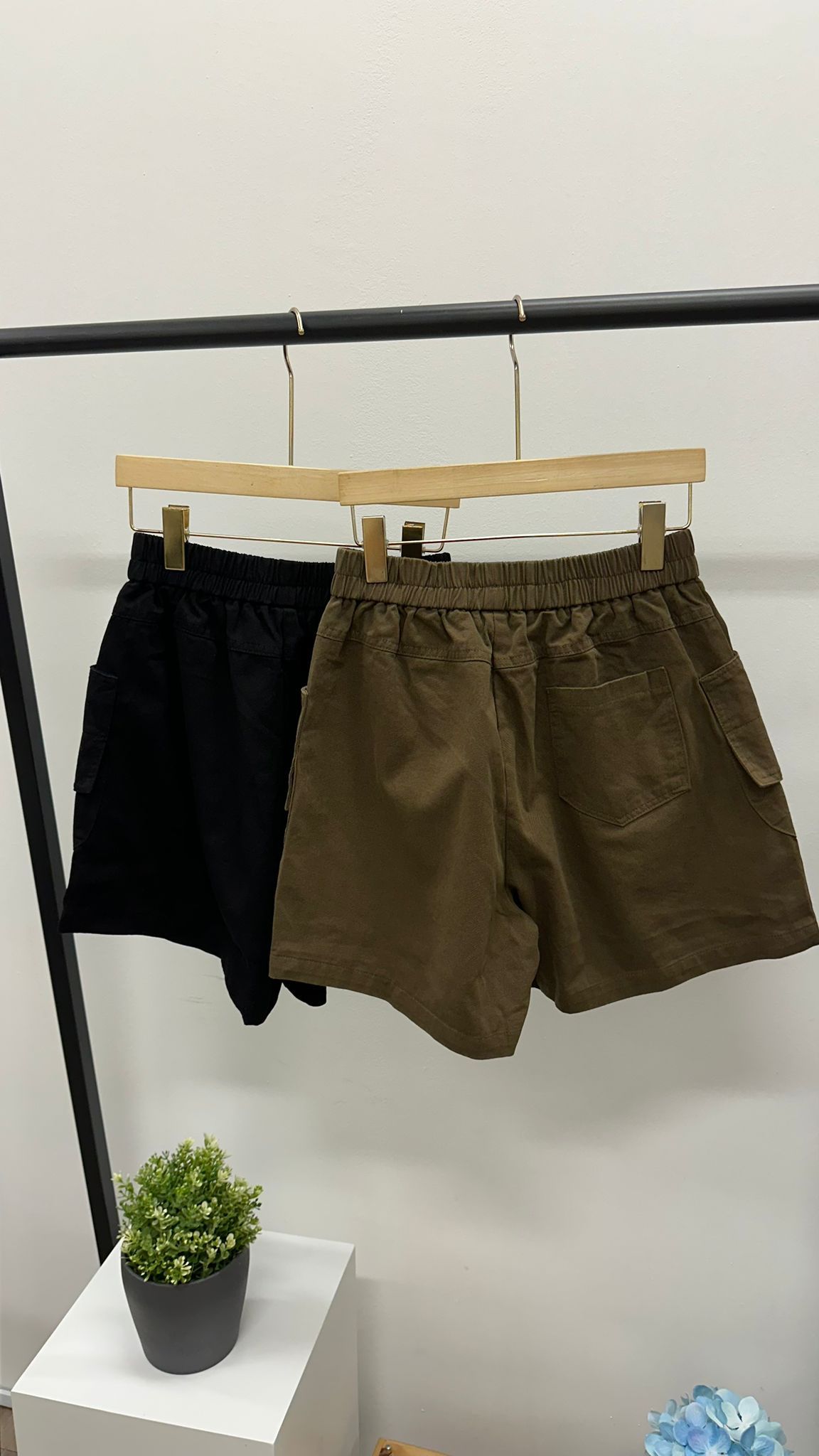 (D1604)Short