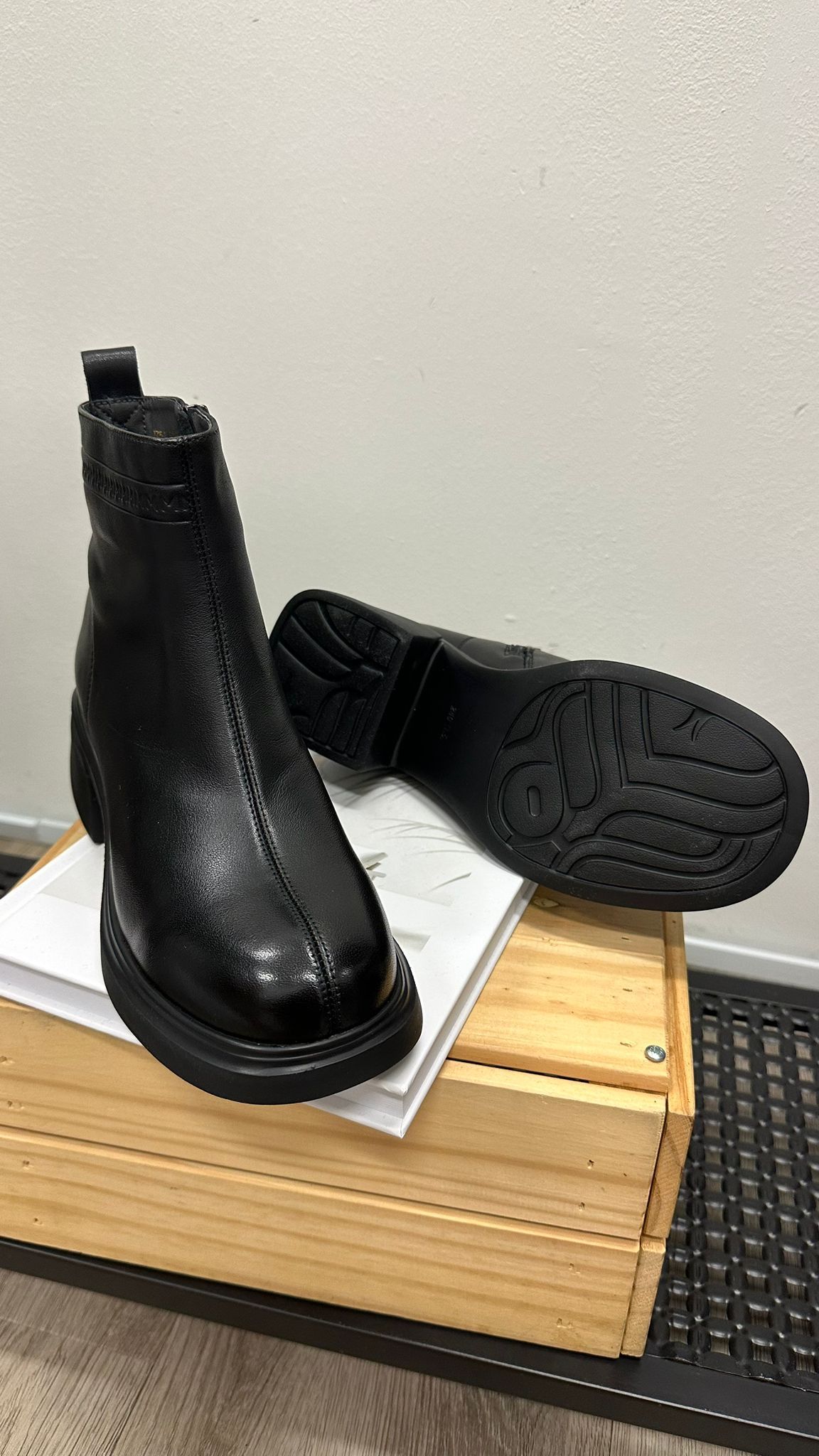 (D164)Boots Shoe
