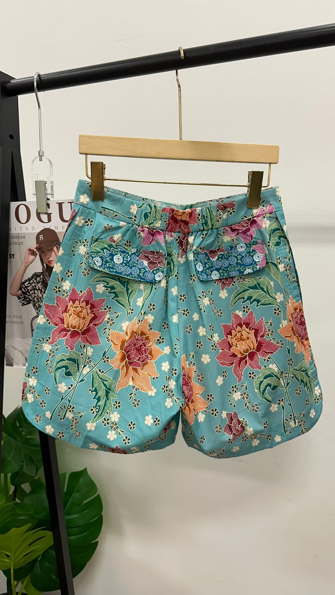 (D1867)Flower Shorts