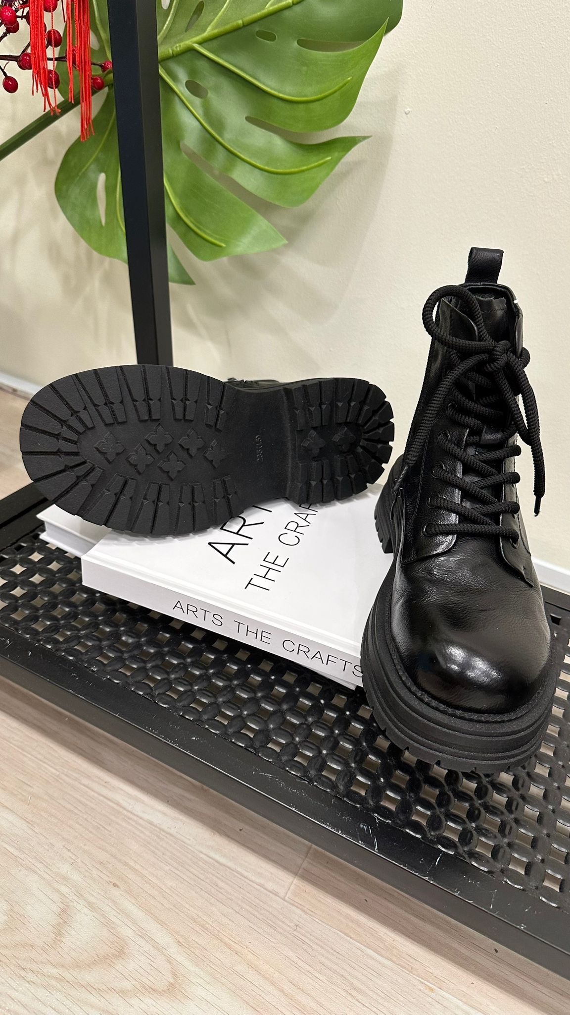 (D202)Boots Shoe