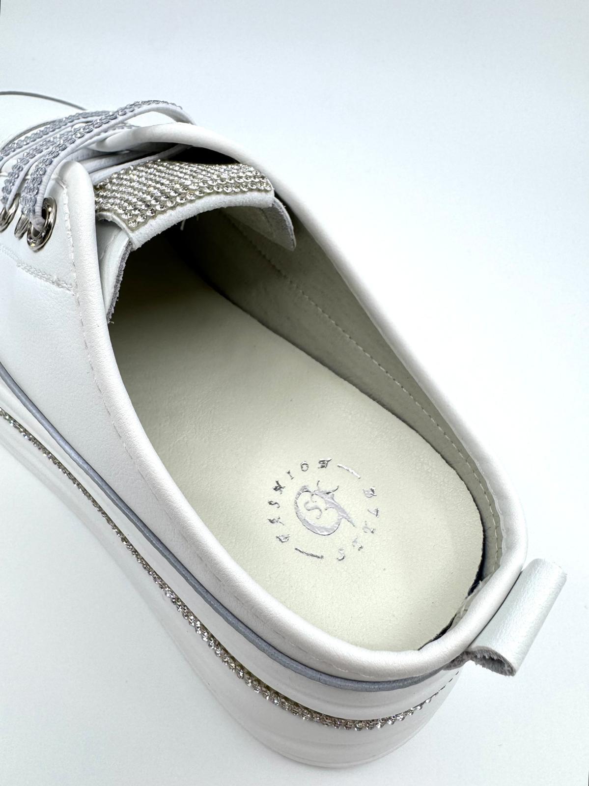 (D203)GSK Fashion Style Shoe