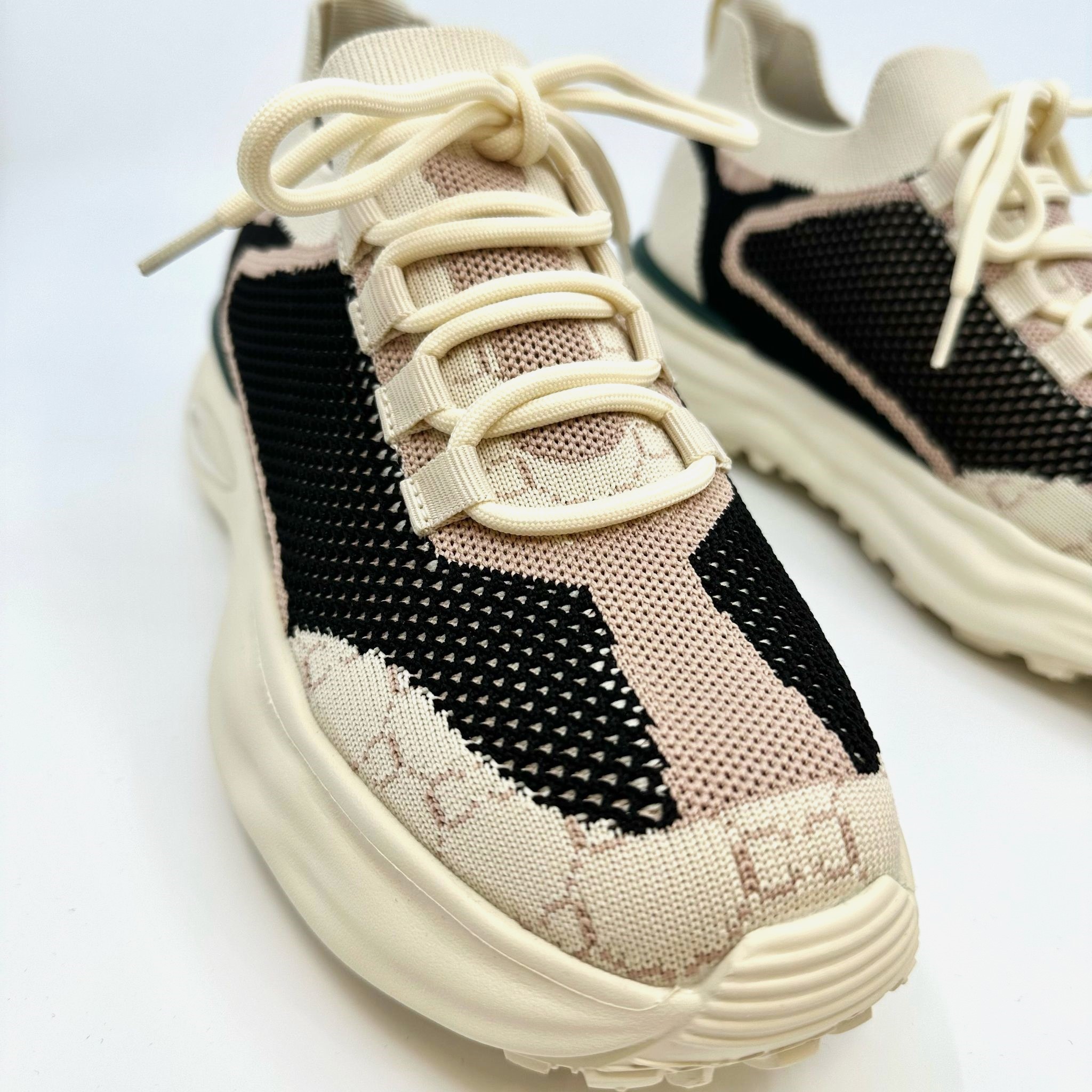 (D205)GSK Fashion Style Shoe