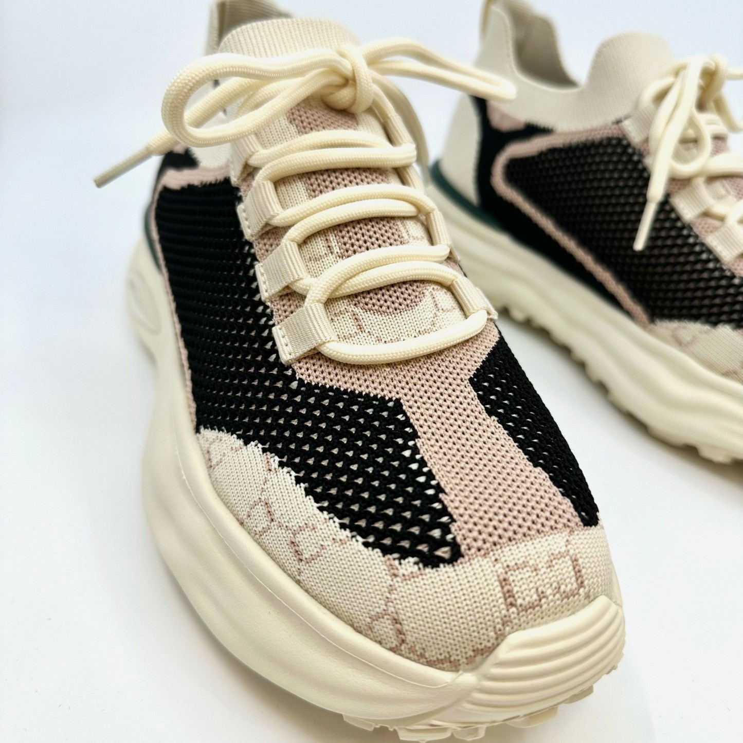 (D205)GSK Fashion Style Shoe