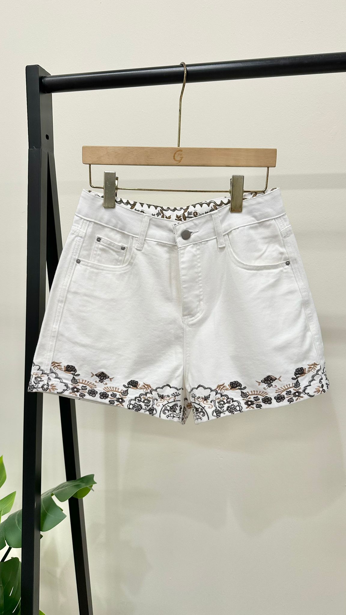 (D2070)Shorts