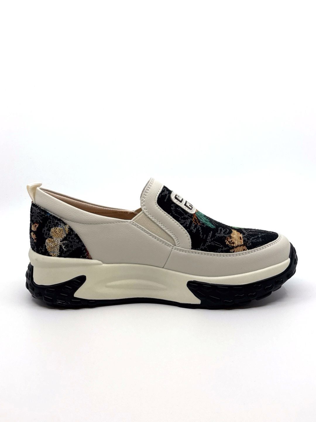 (D210)GSK Fashion Style Shoe