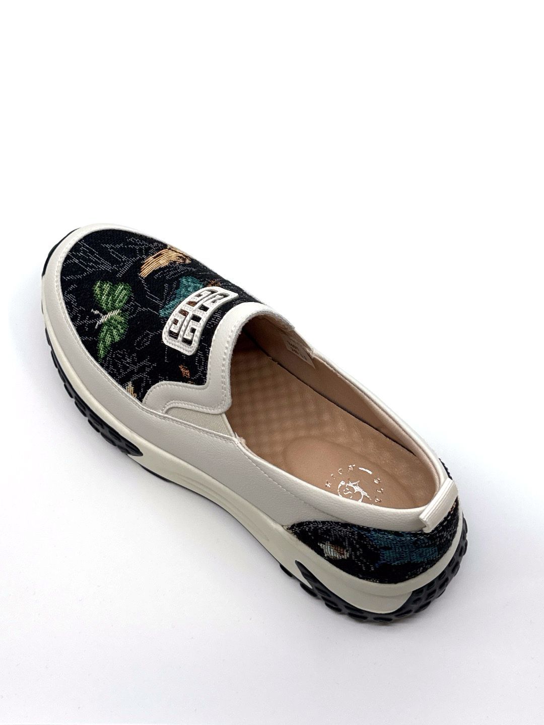 (D210)GSK Fashion Style Shoe