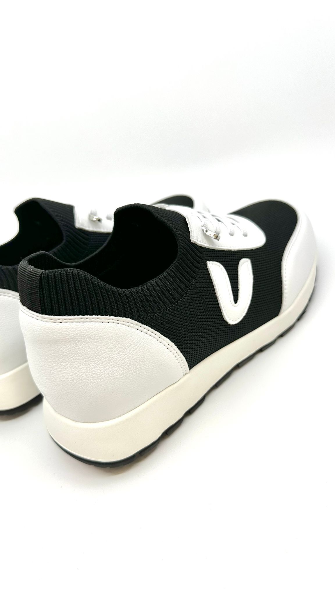 (D223)GSK Fashion Style Shoe