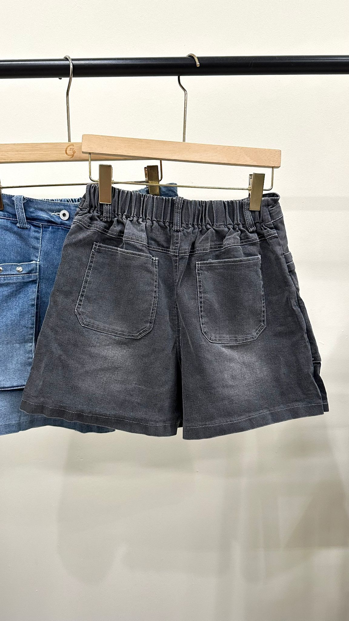 (D2238)Denim Shorts
