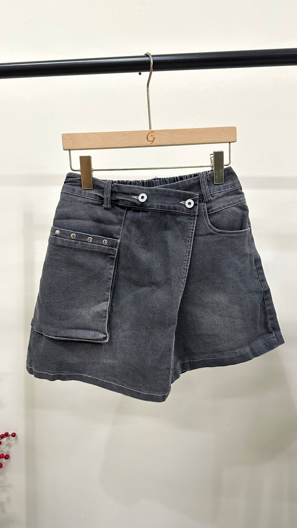 (D2238)Denim Shorts