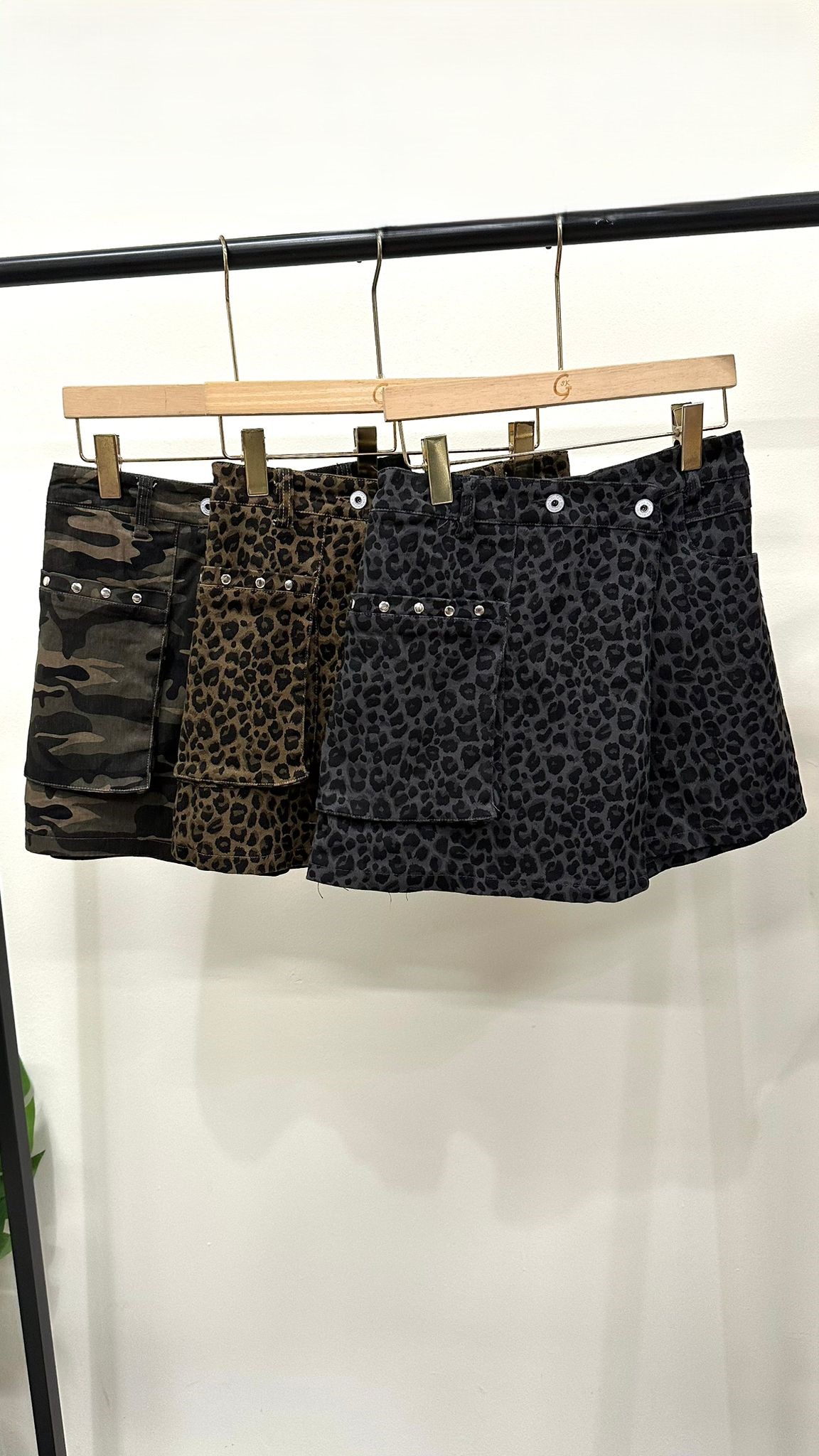 (D2264)Shorts